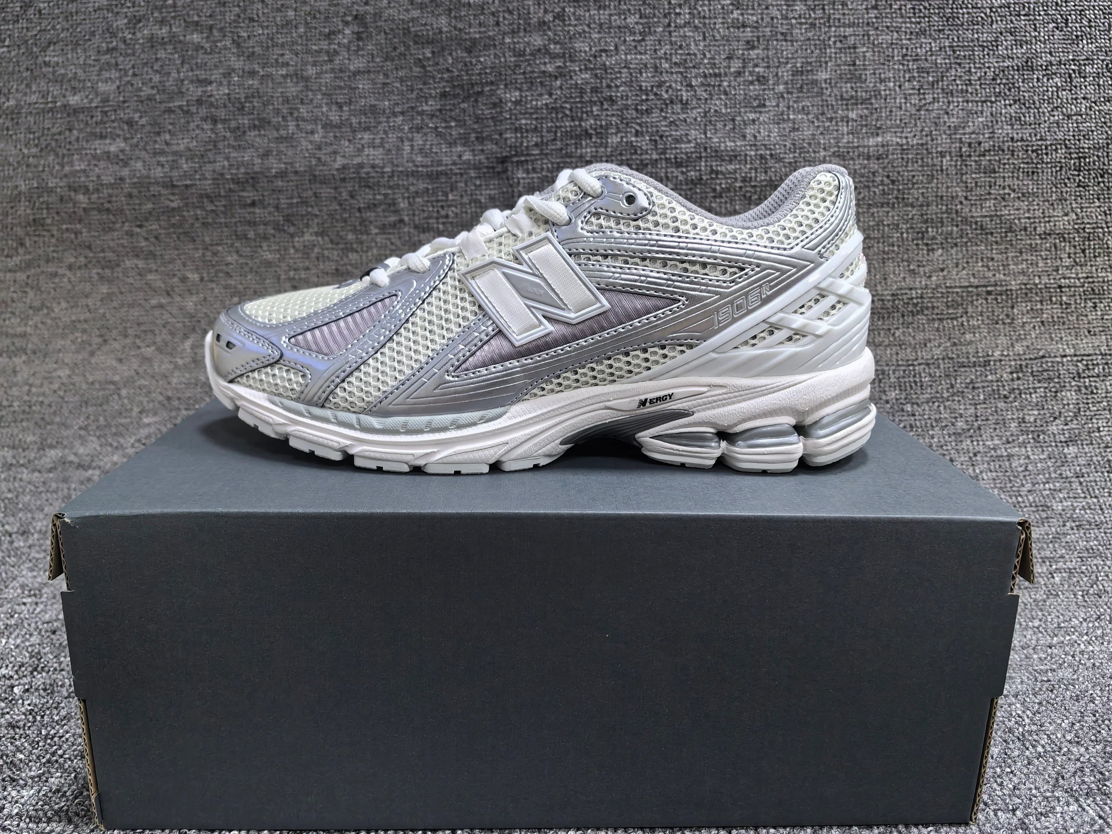 New Balance 1906R-2 Sneakers - SenopekooCLO