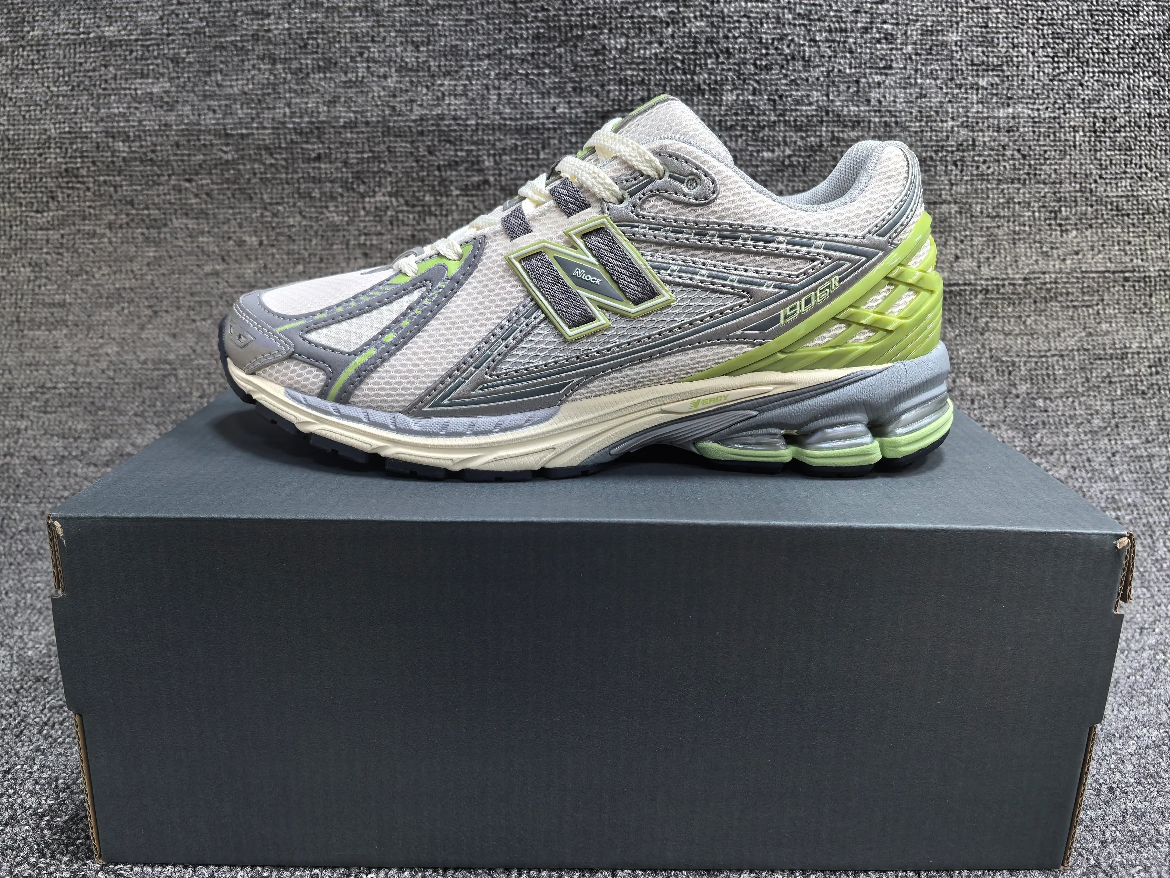 New Balance 1906R-2 Sneakers - SenopekooCLO