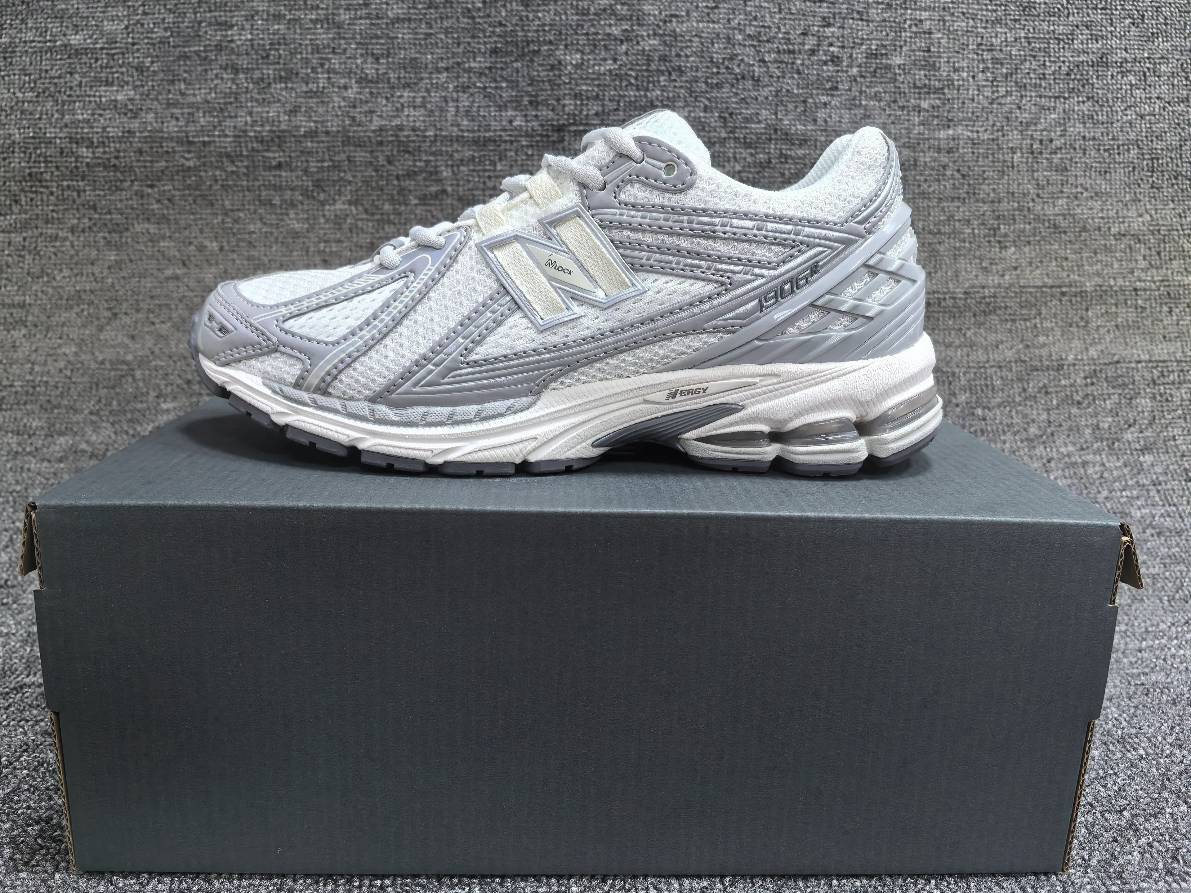 New Balance 1906R-2 Sneakers - SenopekooCLO