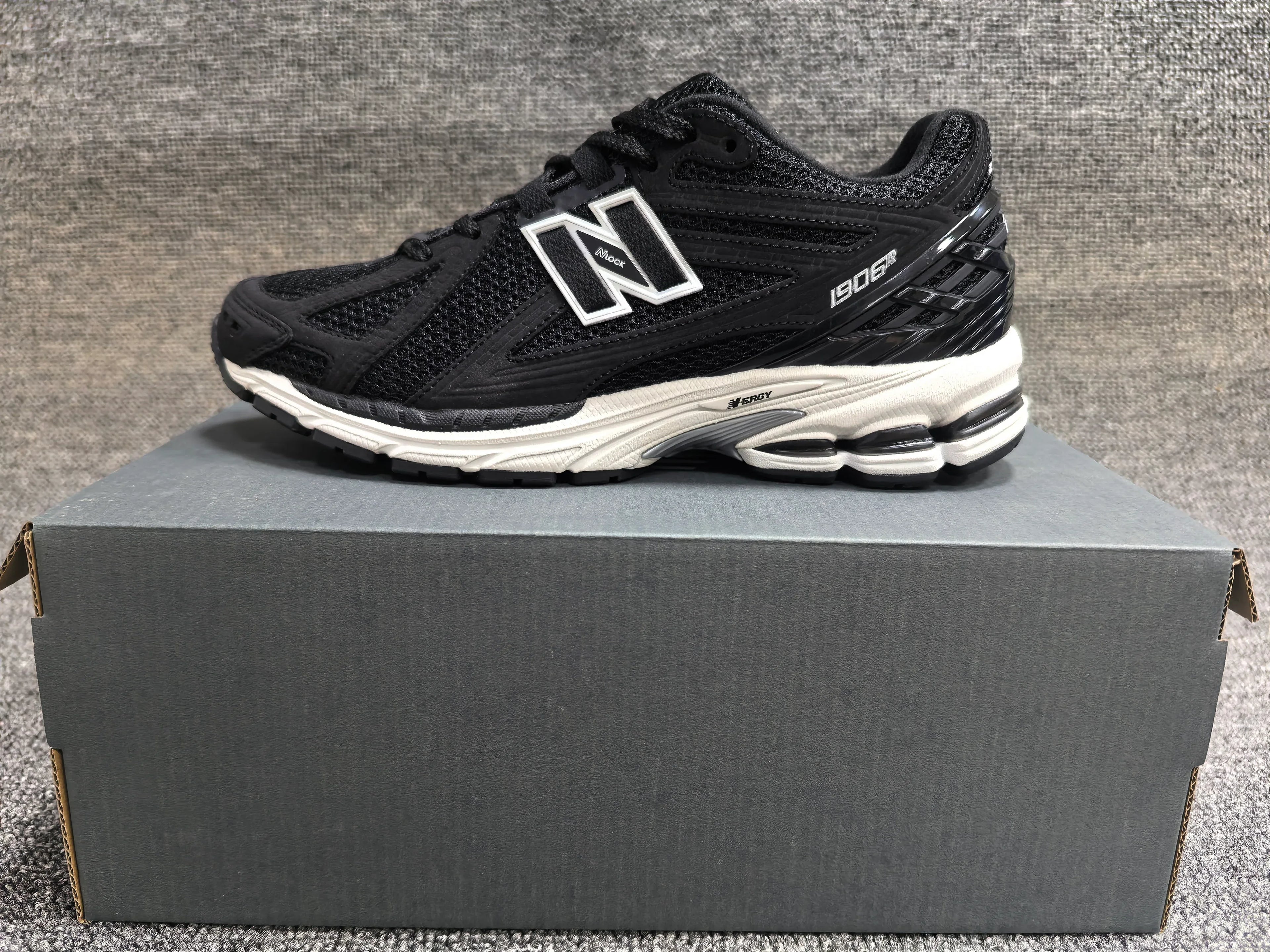 New Balance 1906R-2 Sneakers - SenopekooCLO