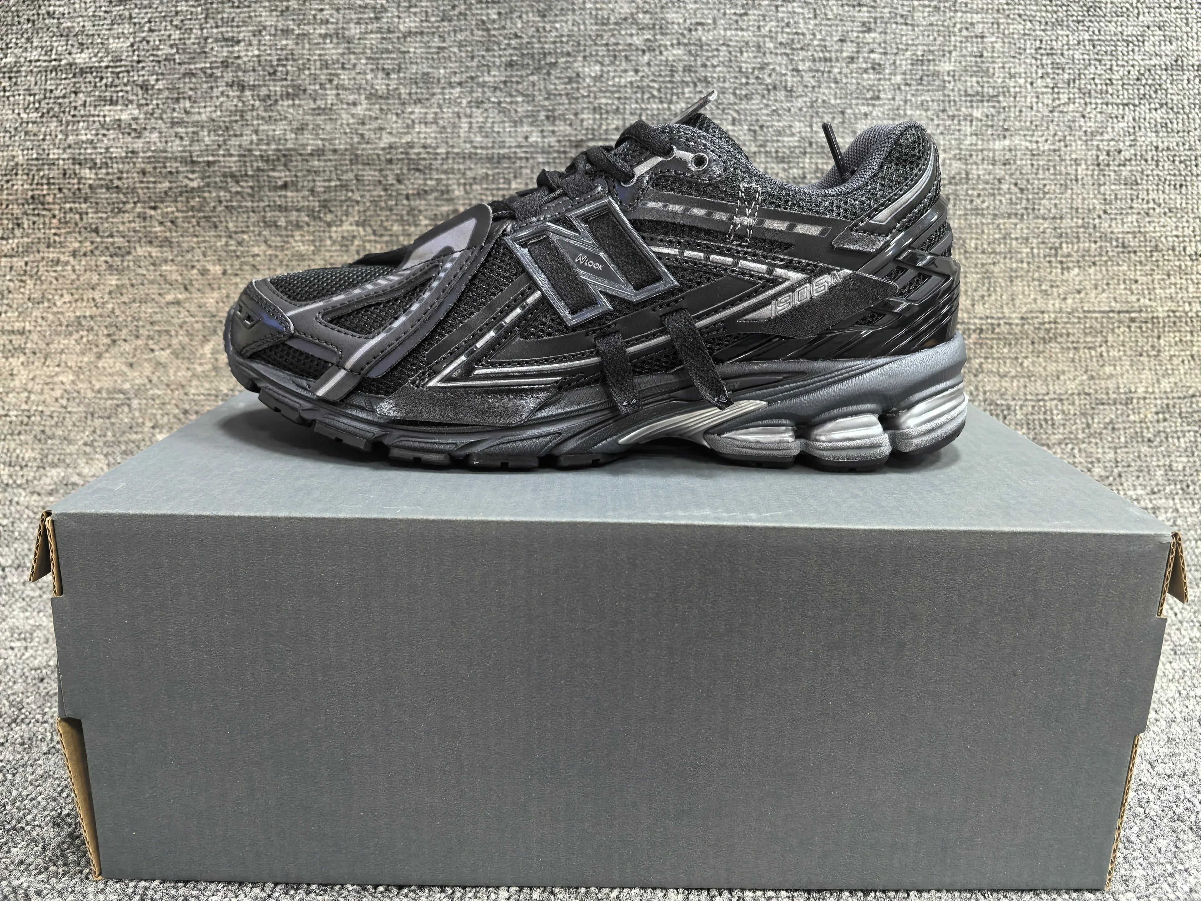 New Balance 1906A Sneakers - SenopekooCLO