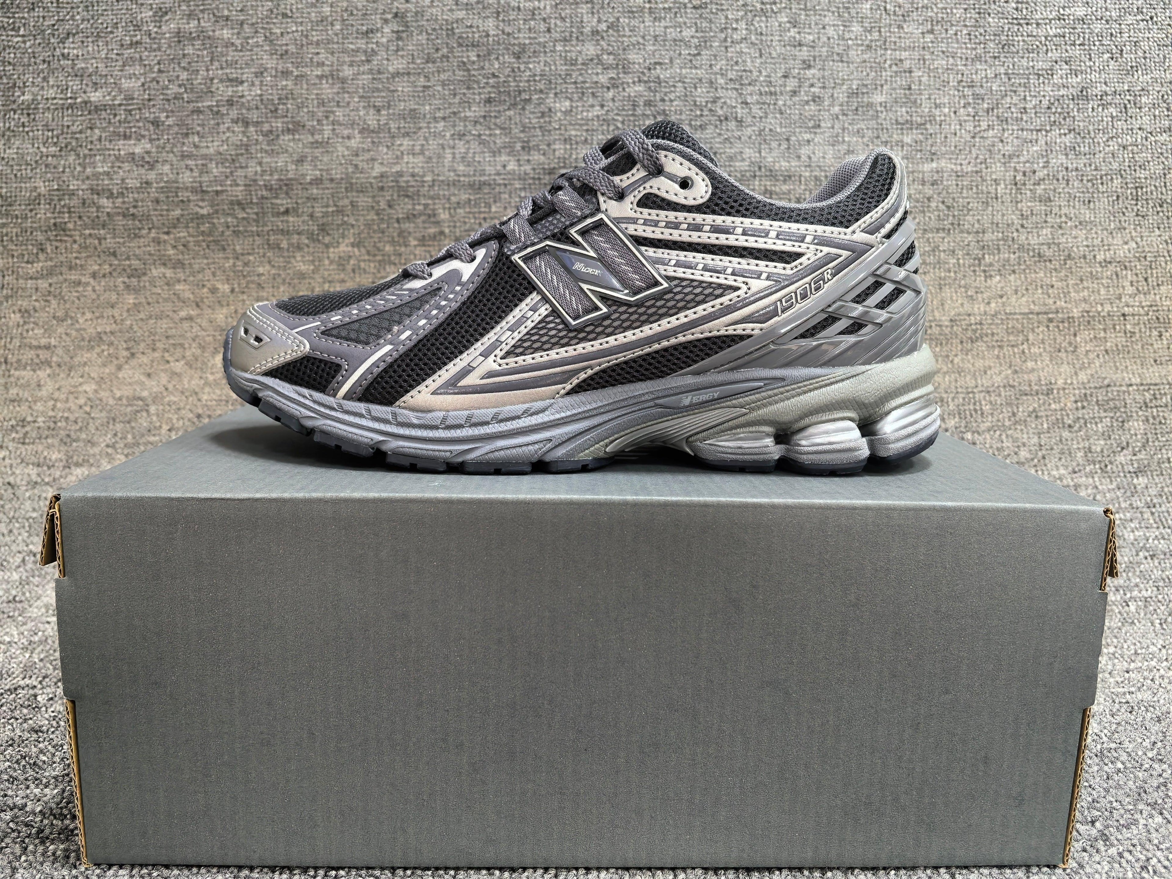 New Balance 1906R-2 Sneakers - SenopekooCLO