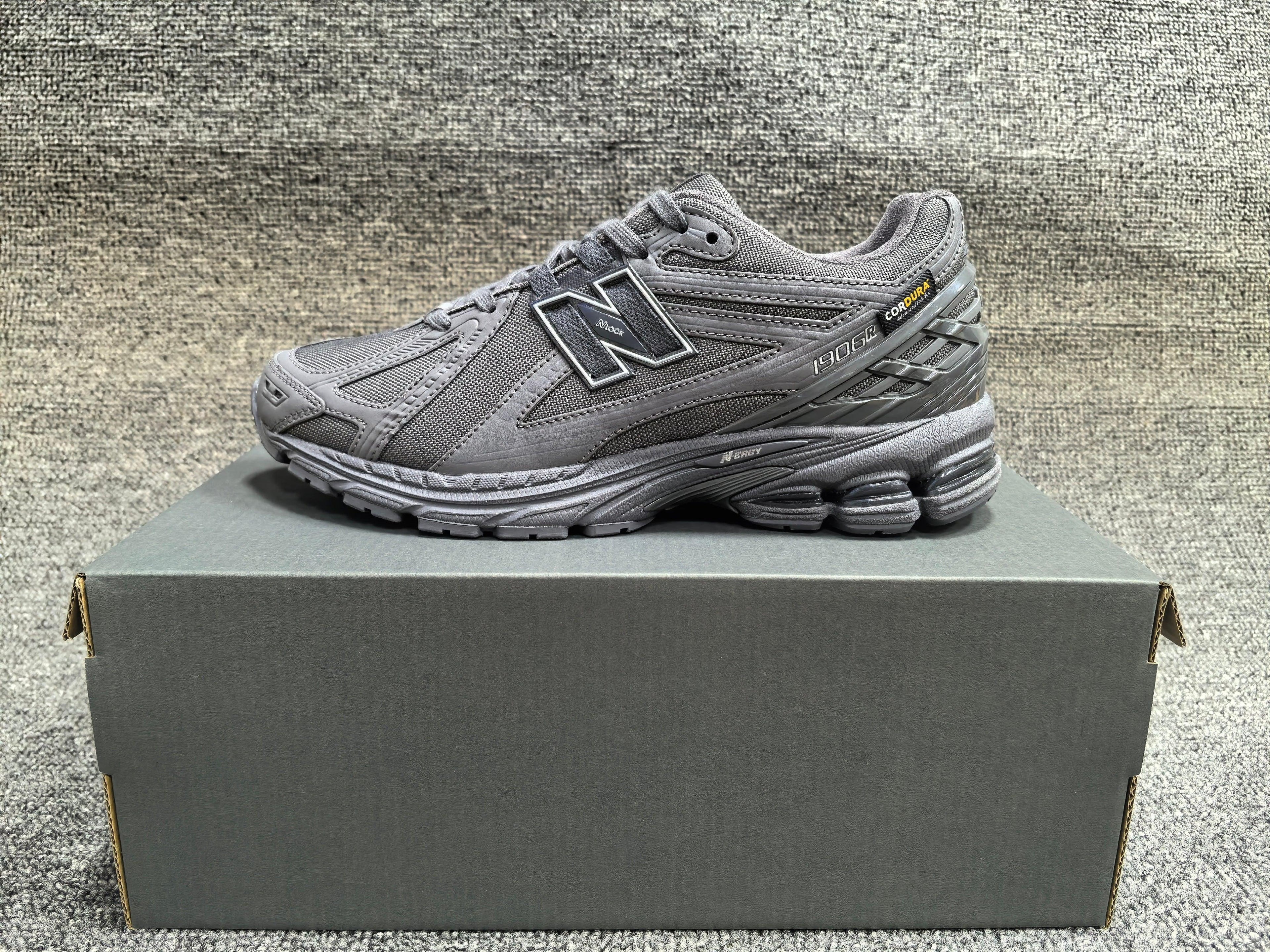 New Balance 1906R-2 Sneakers - SenopekooCLO