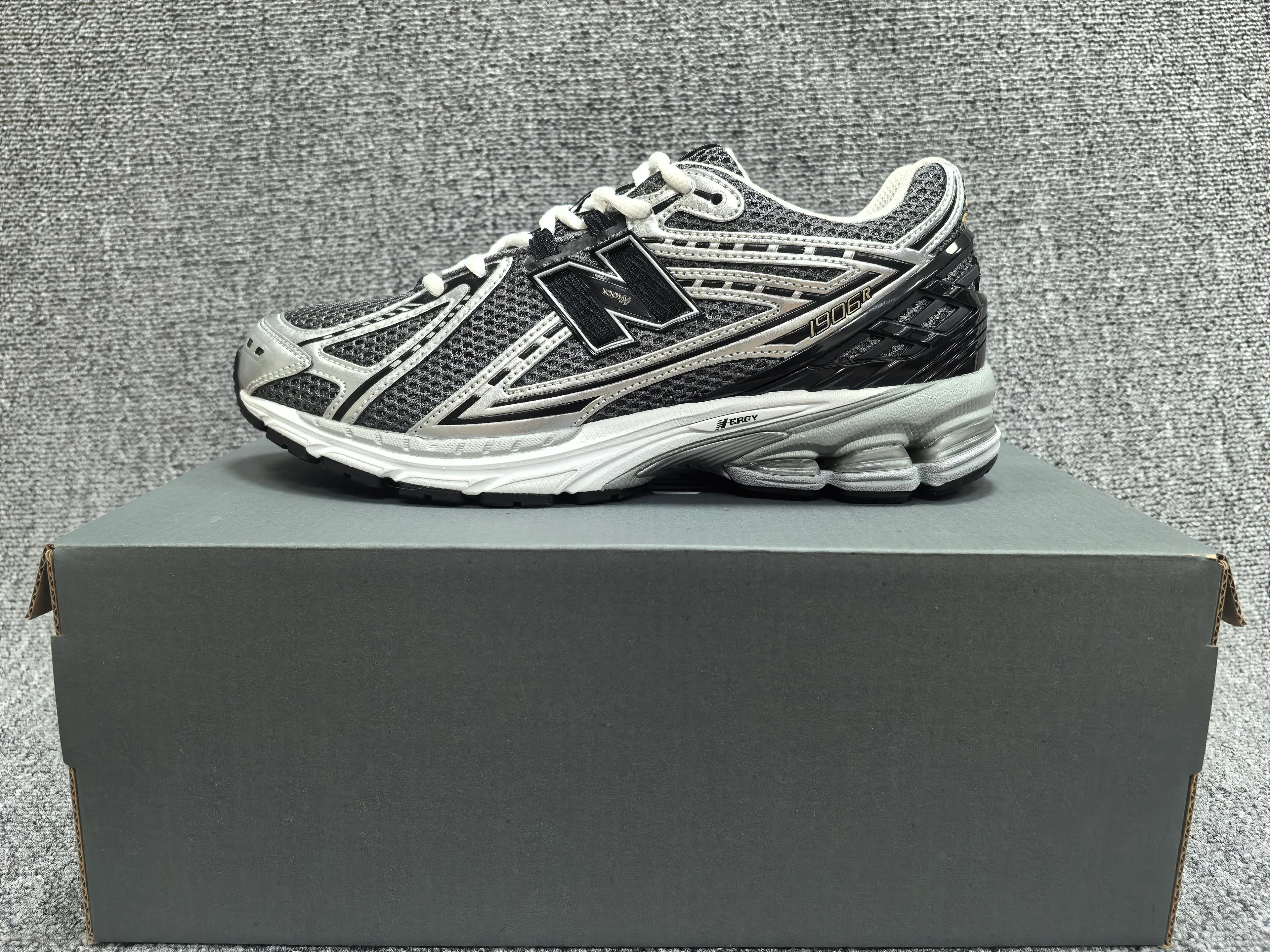 New Balance 1906R-2 Sneakers - SenopekooCLO