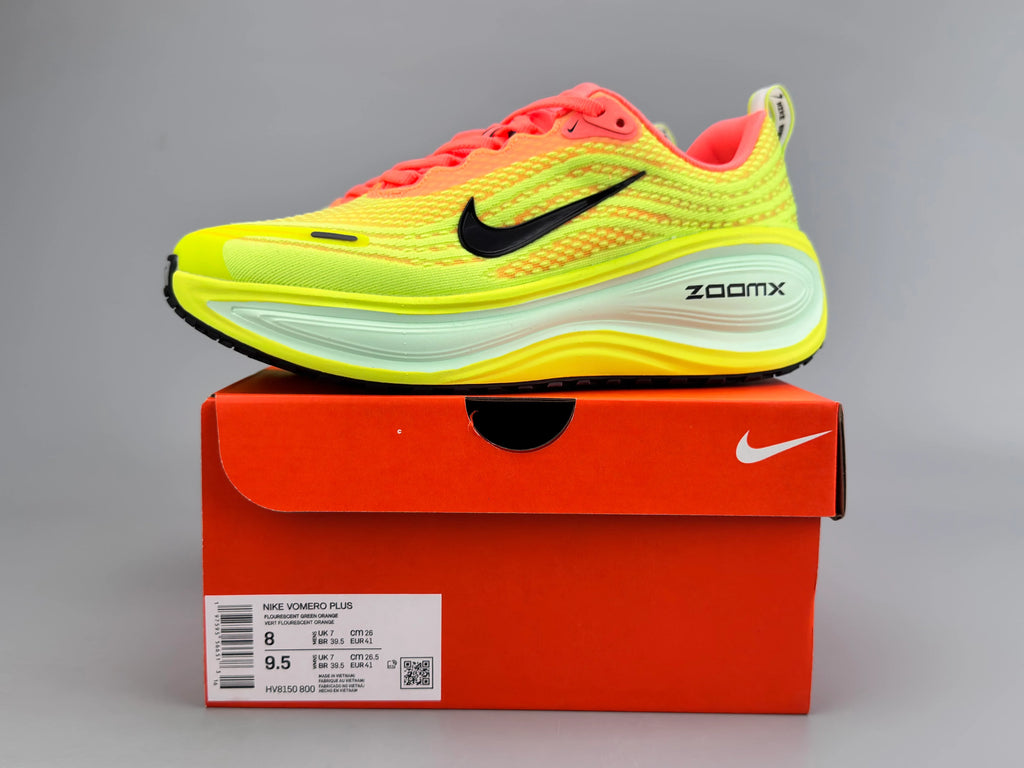 Nike Women's Vomero Plus Running Shoes