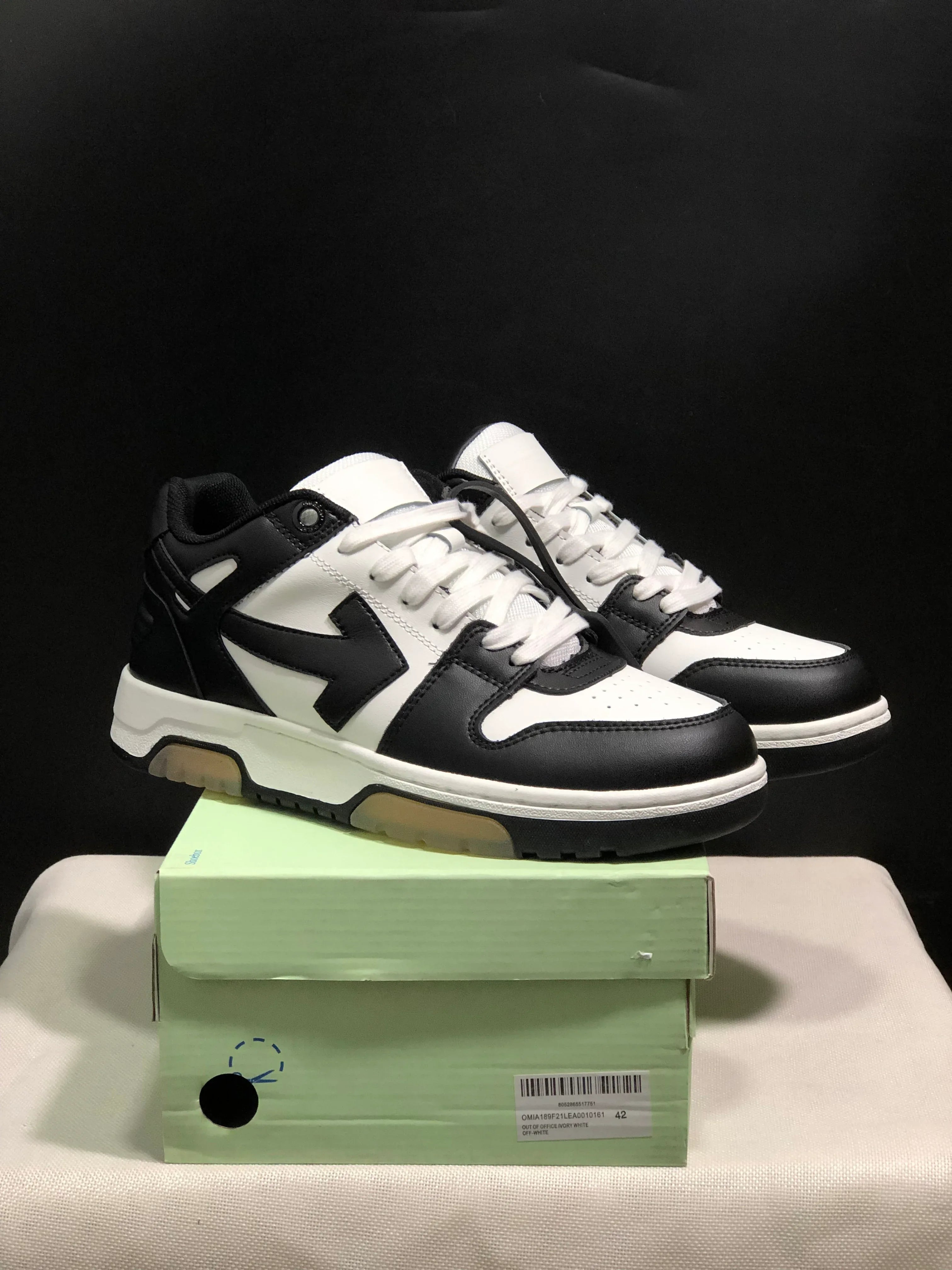 OFF WHITE Out Of Office Sneakers - SenopekooCLO