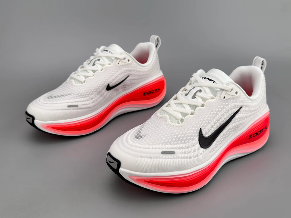 Nike Women's Vomero Plus Running Shoes
