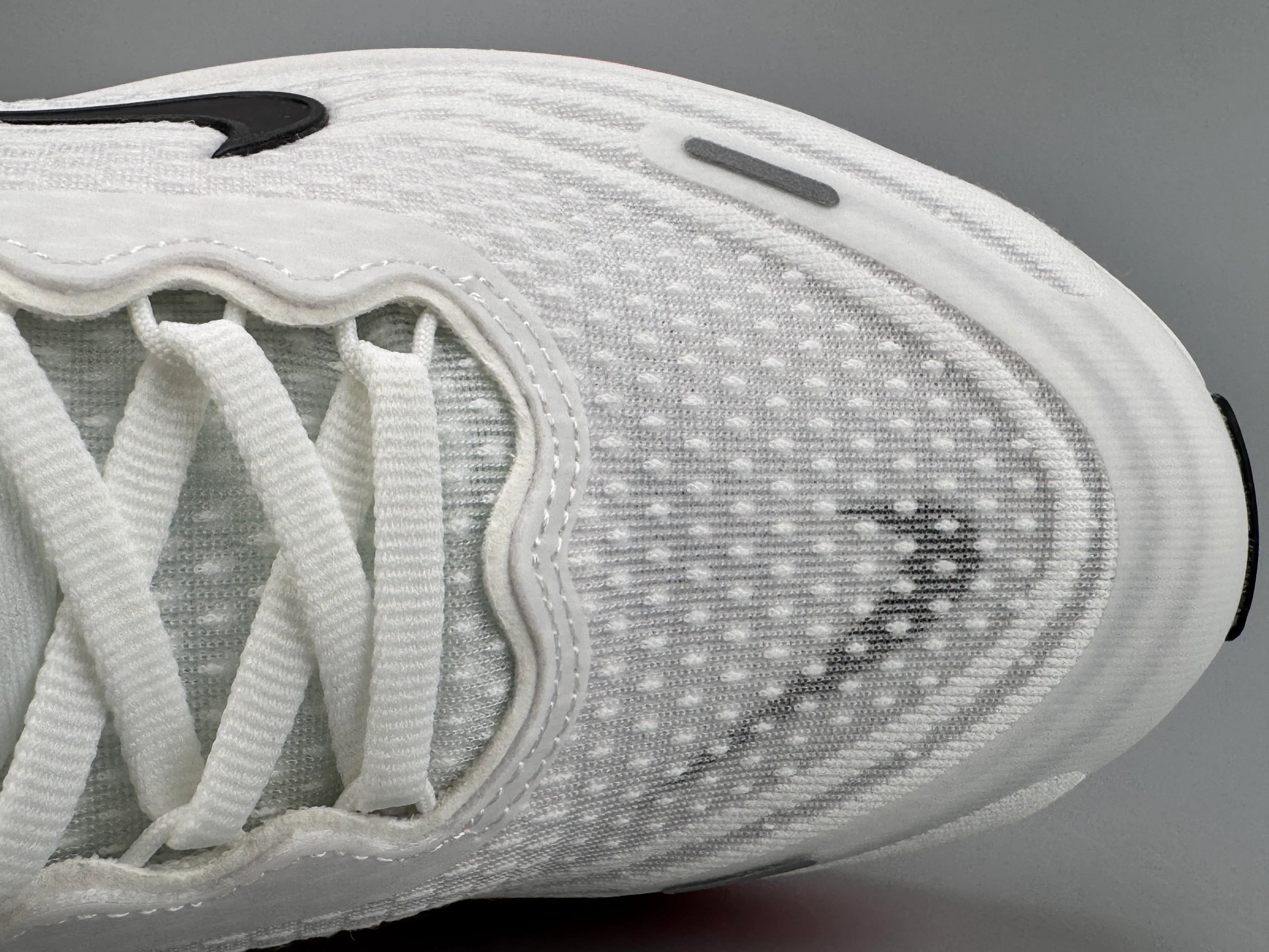 Nike Women's Vomero Plus Running Shoes