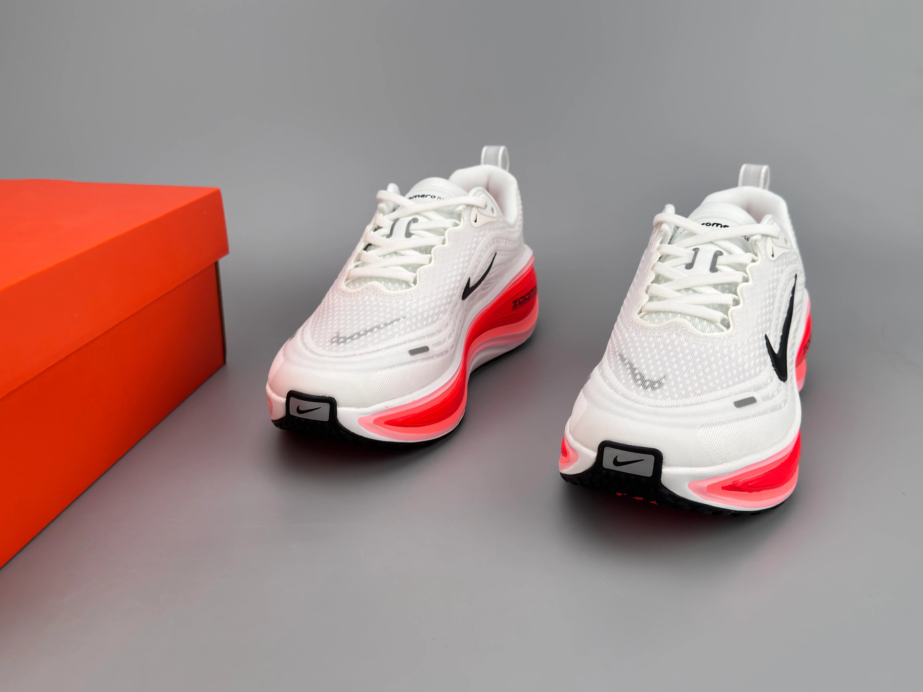 Nike Women's Vomero Plus Running Shoes