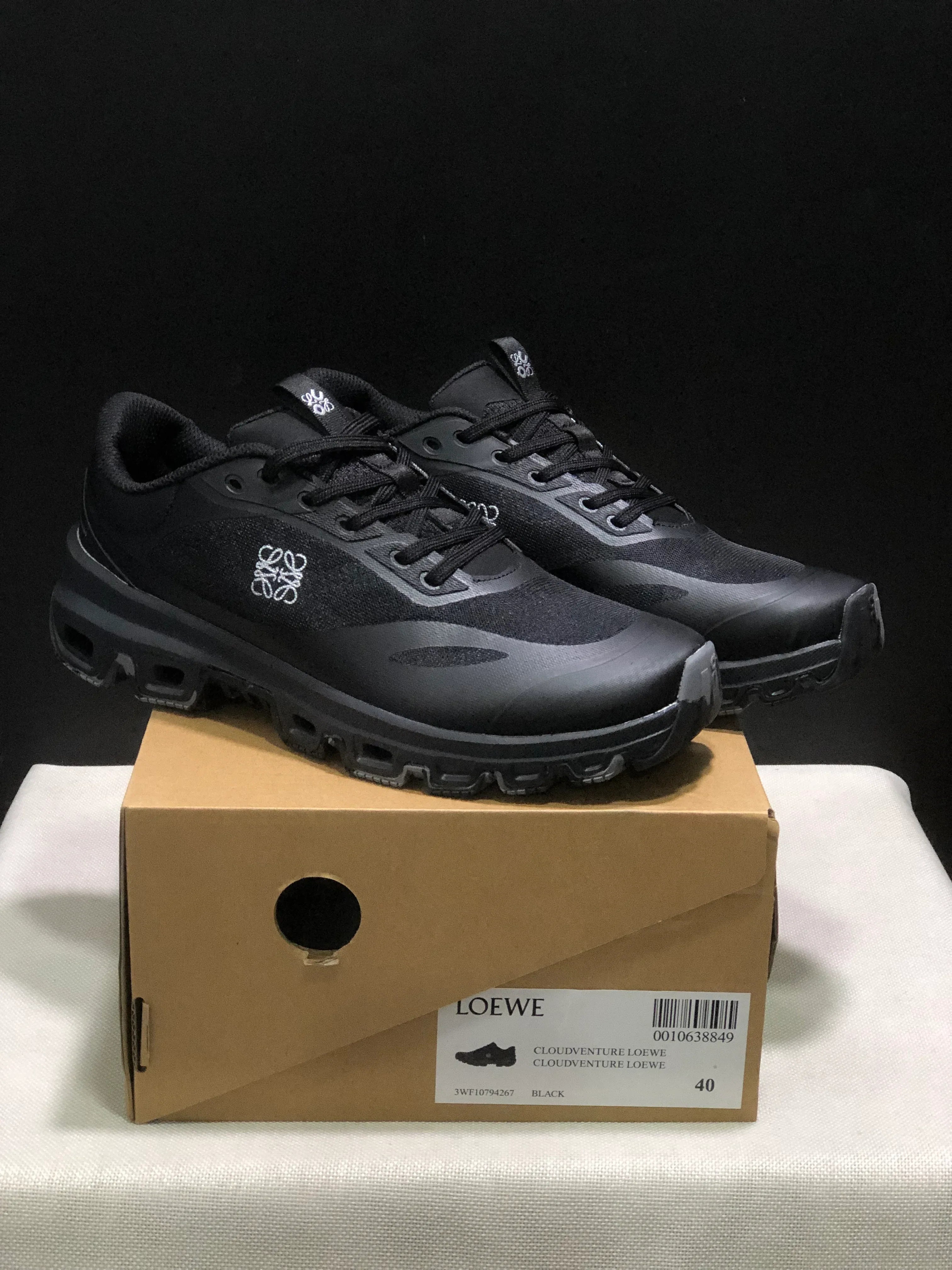 Loewe x On Cloudventure 2.0 Sneakers - SenopekooCLO