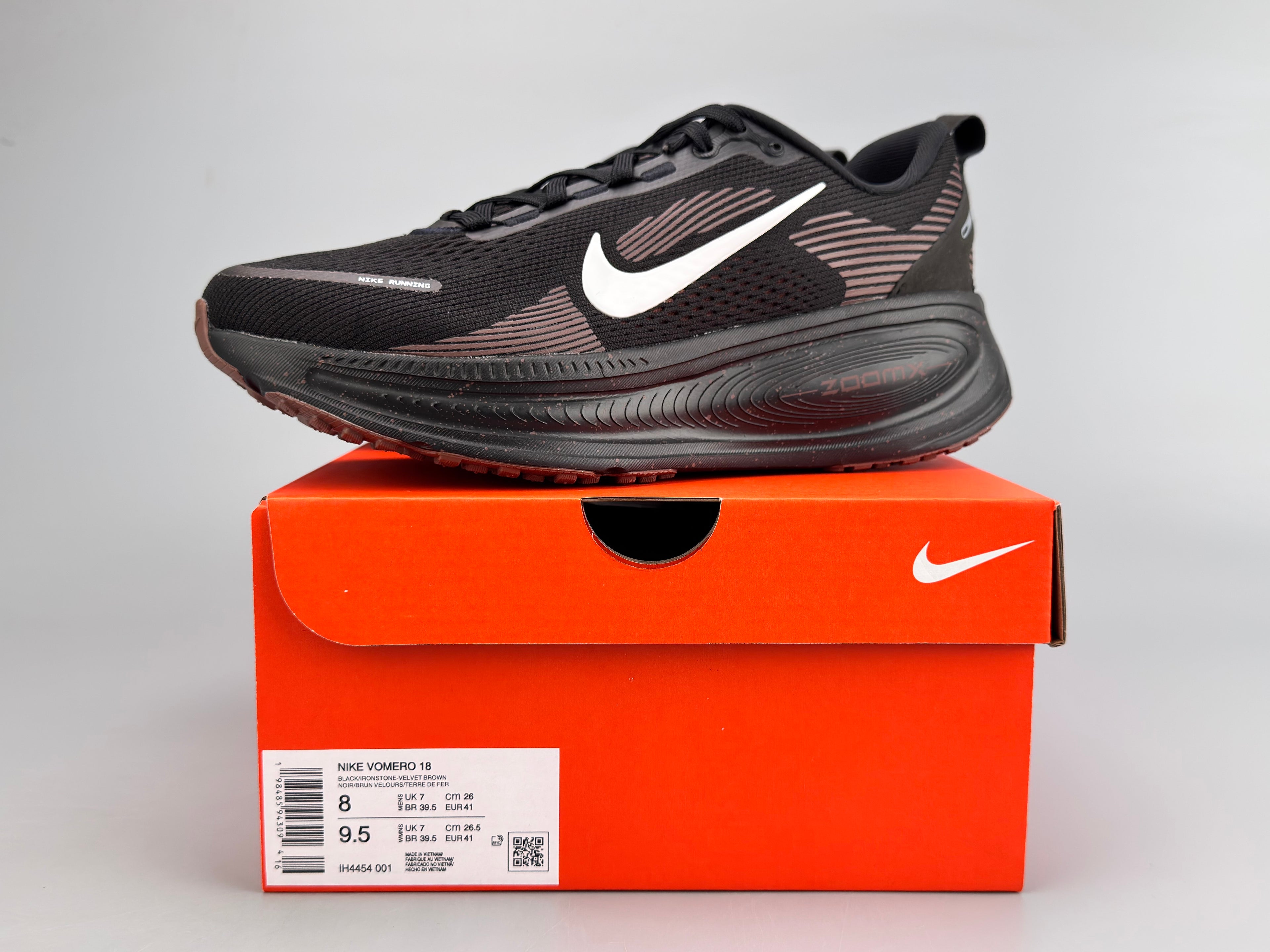 Nike Vomero 18 Road Running Shoes