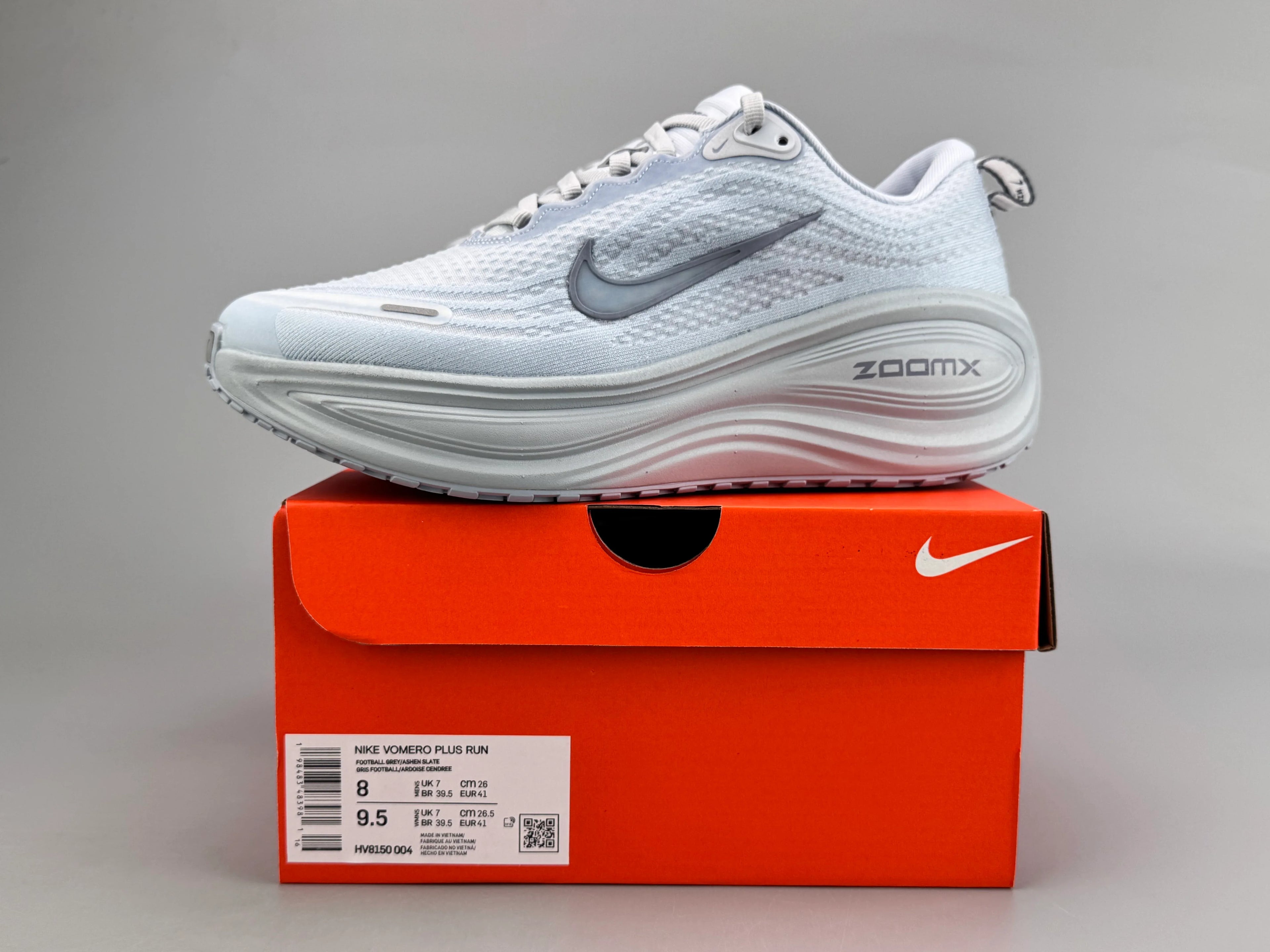 Nike Women's Vomero Plus Running Shoes