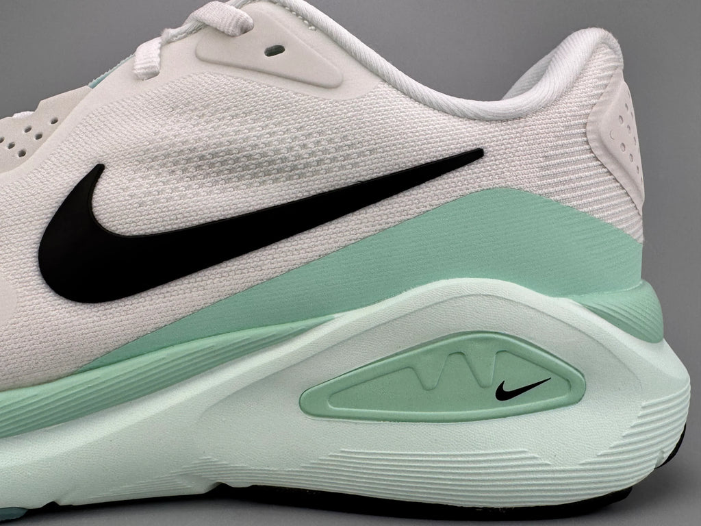 Nike Structure 26 Running Shoes