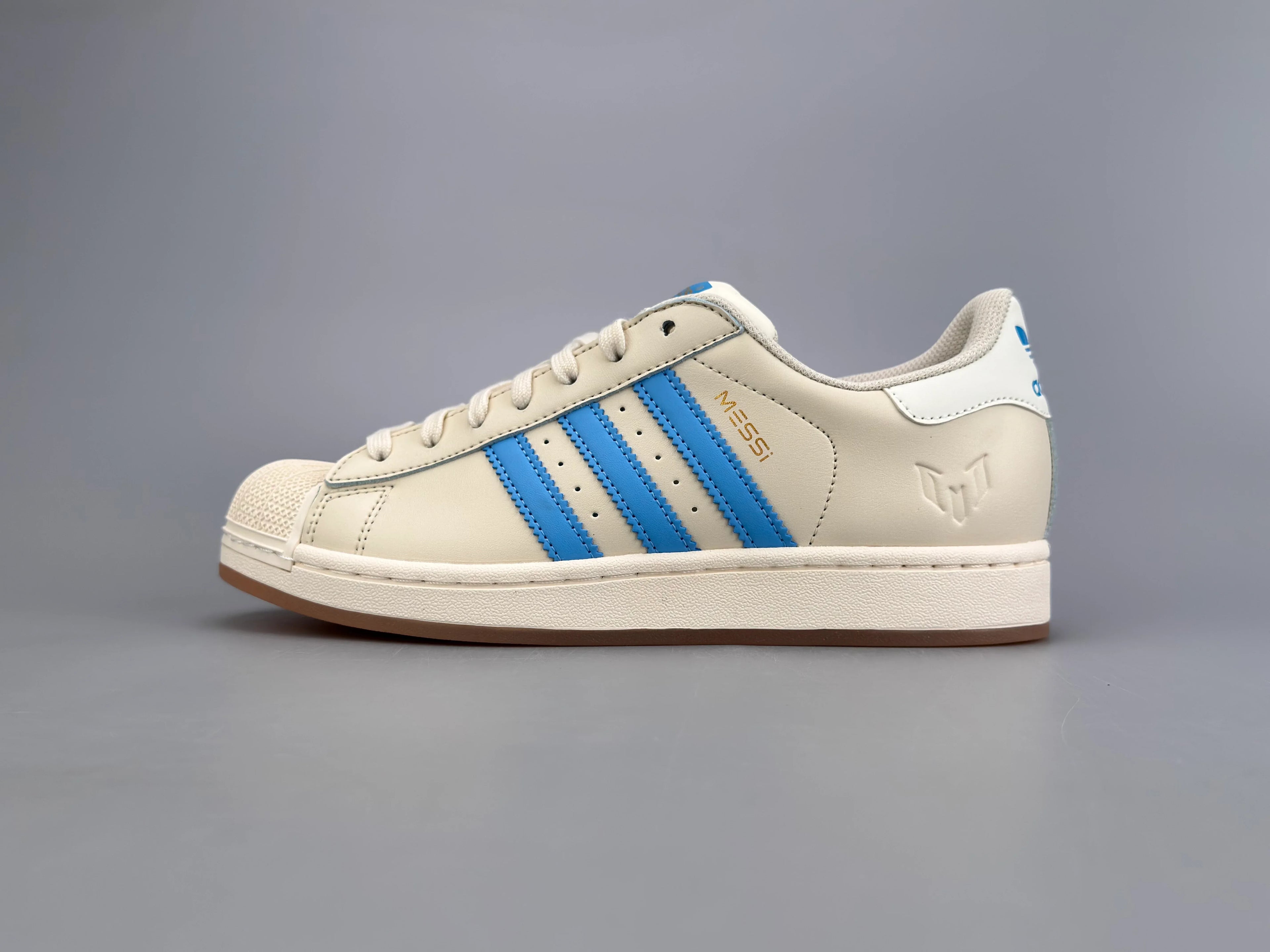 SUPER5TAR2 Suede Sneakers - SenopekooCLO