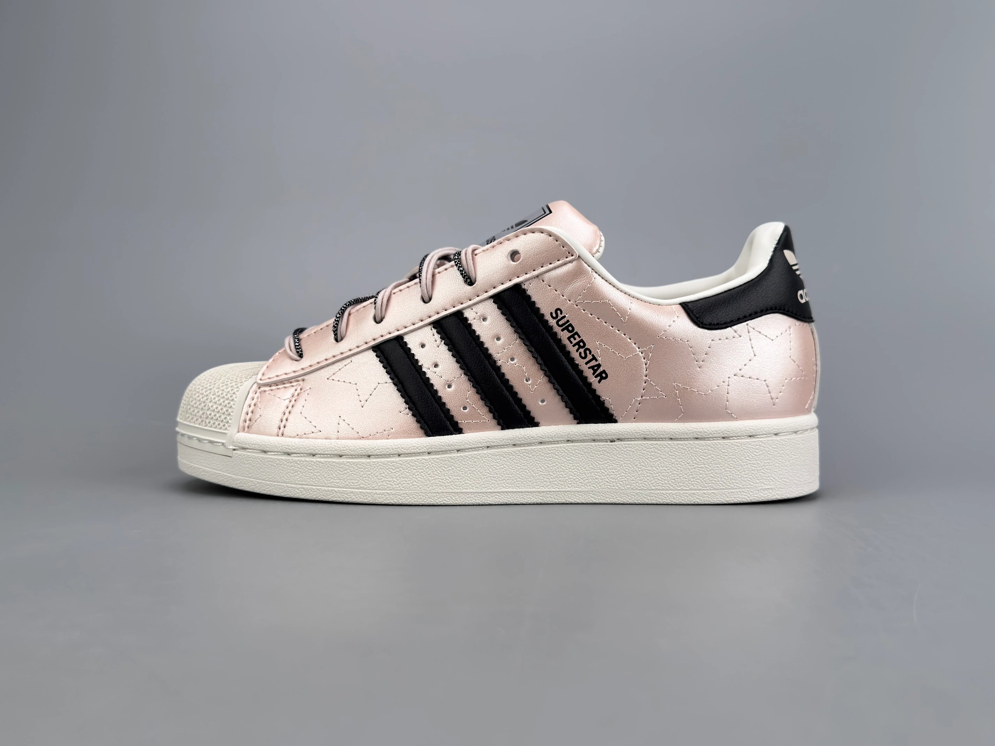 SUPER5TAR2 Suede Sneakers - SenopekooCLO