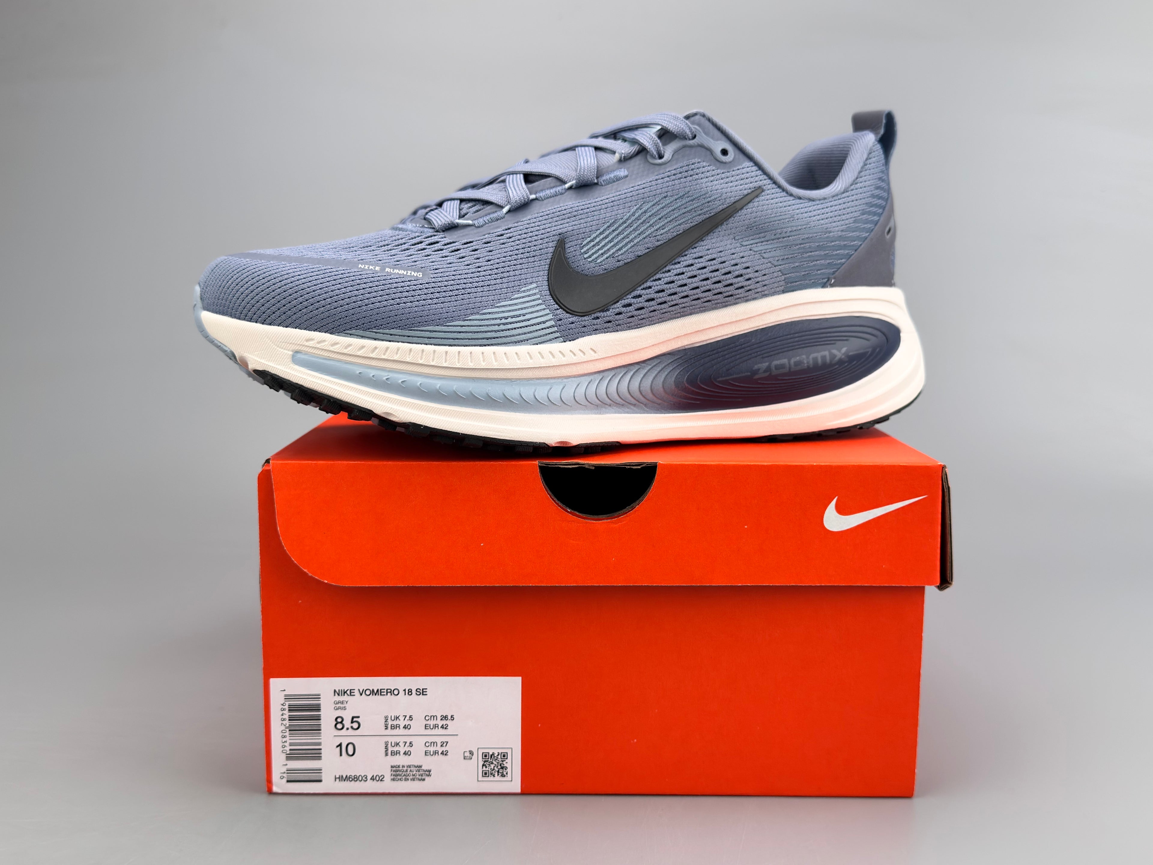 Nike Vomero 18 Road Running Shoes