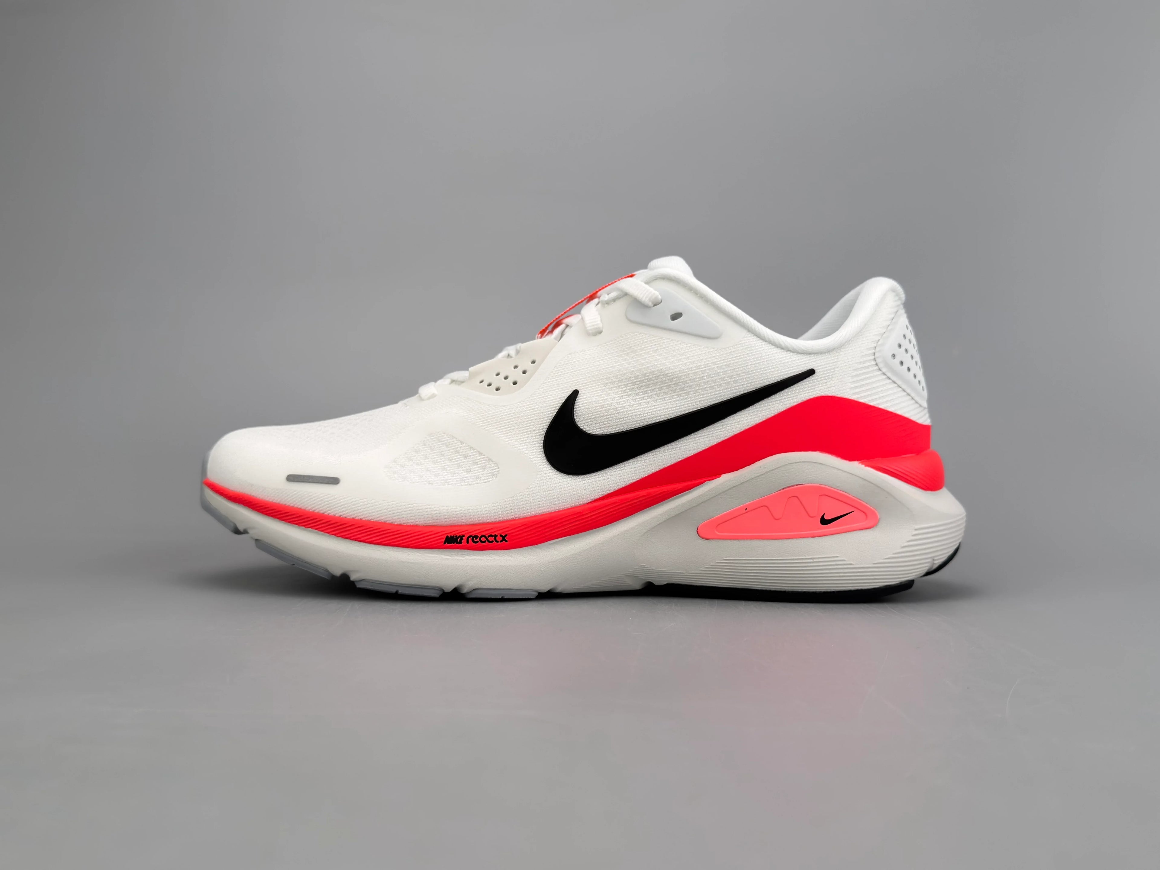 Nike Structure 26 Running Shoes