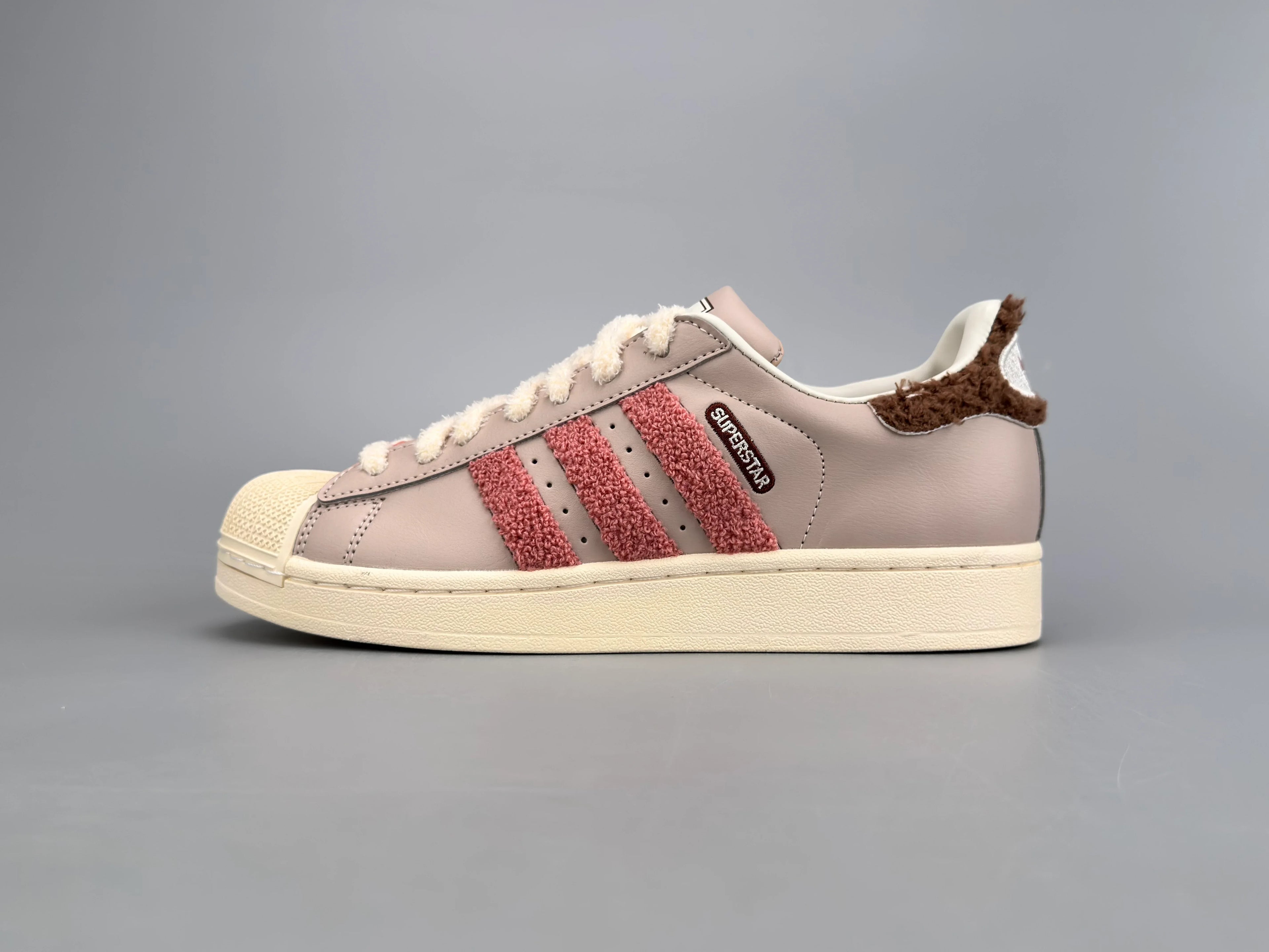 SUPER5TAR2 Suede Sneakers - SenopekooCLO