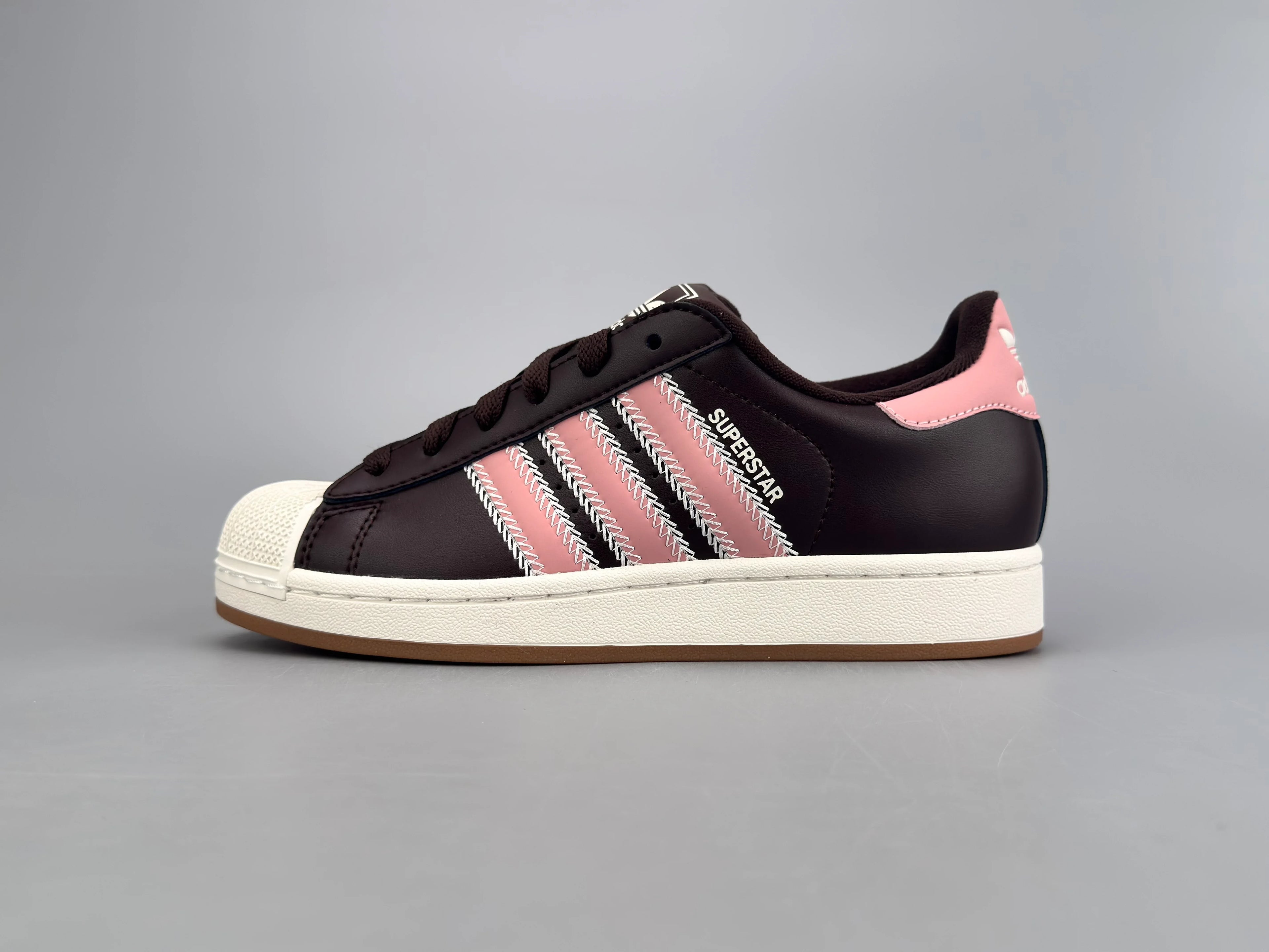 SUPER5TAR2 Suede Sneakers - SenopekooCLO