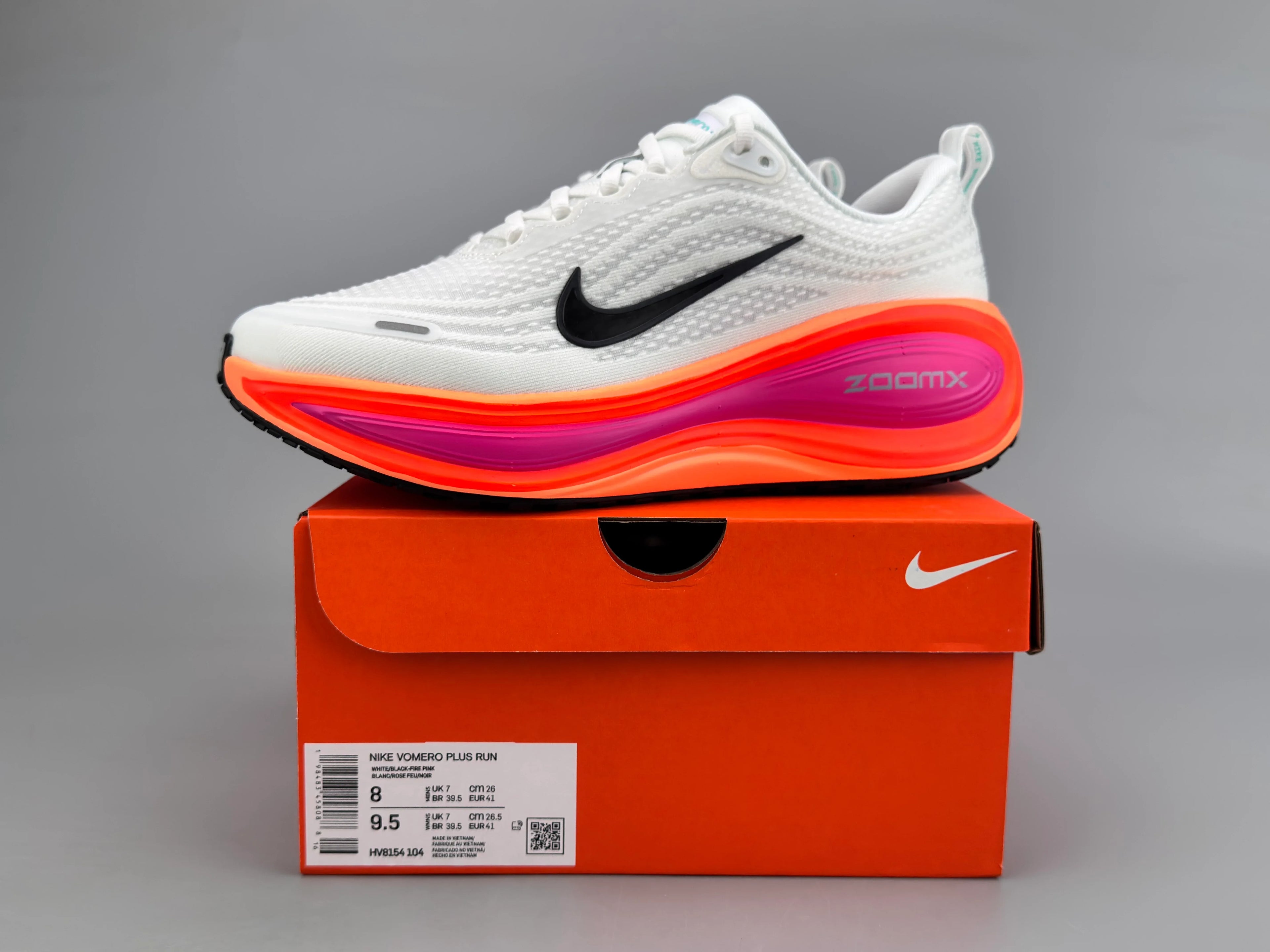 Nike Women's Vomero Plus Running Shoes