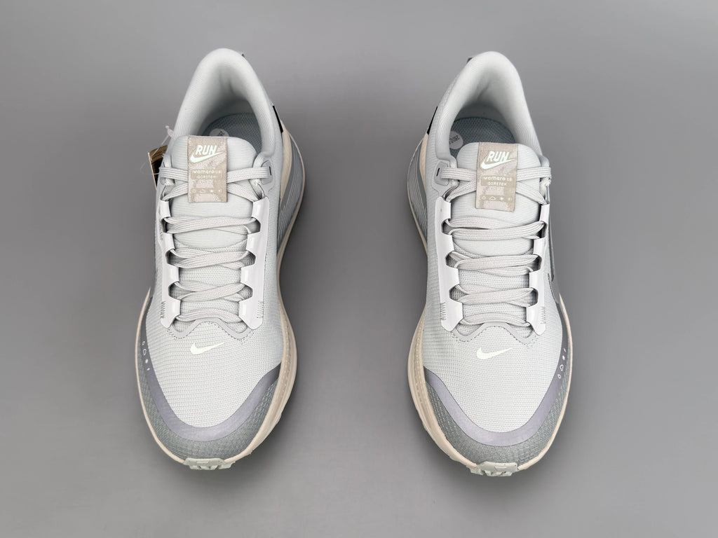 Nike Vomero 18 GORE-TEX Running Shoes