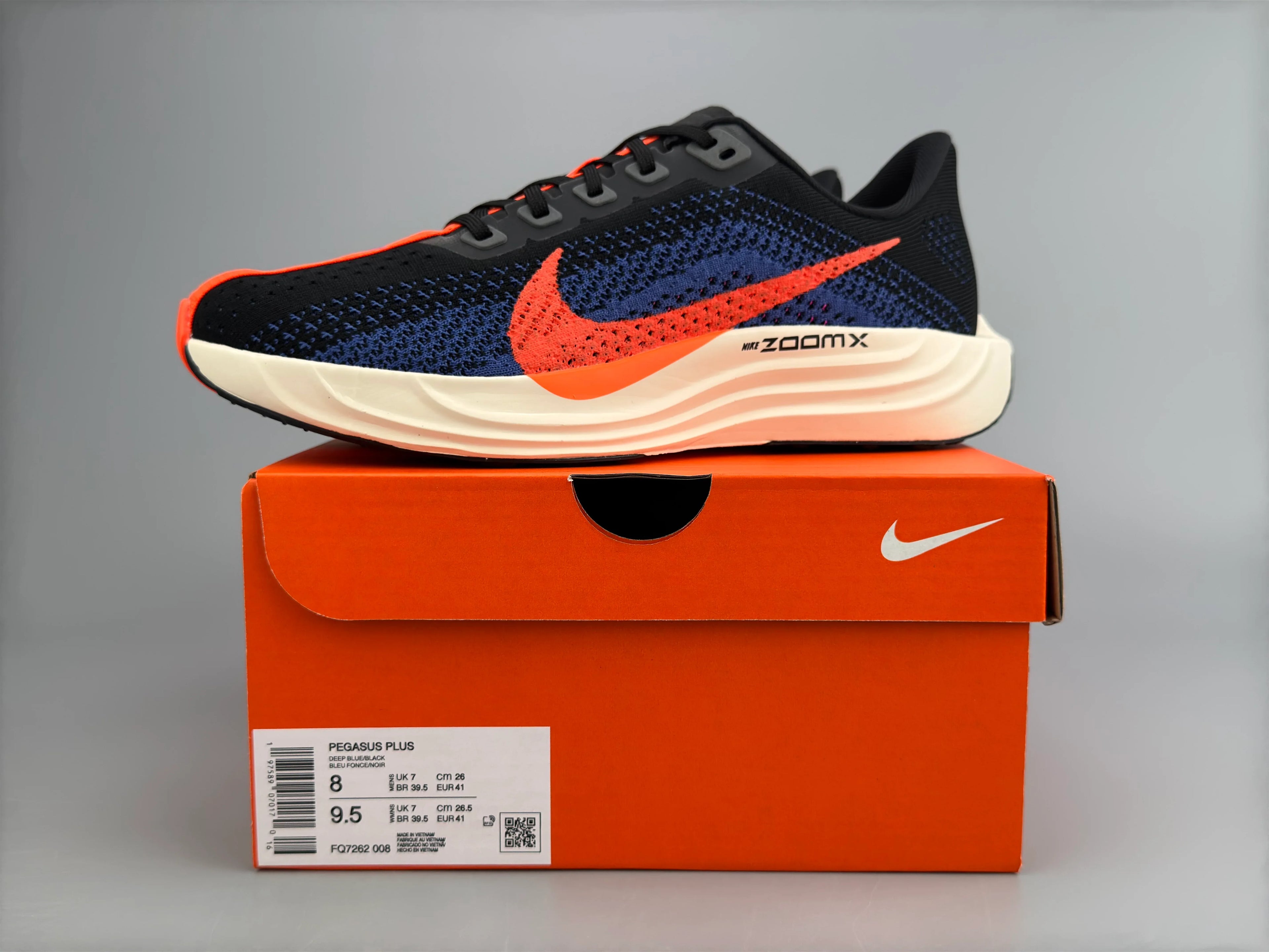 Nike Wmns Pegasus Plus Running Shoes