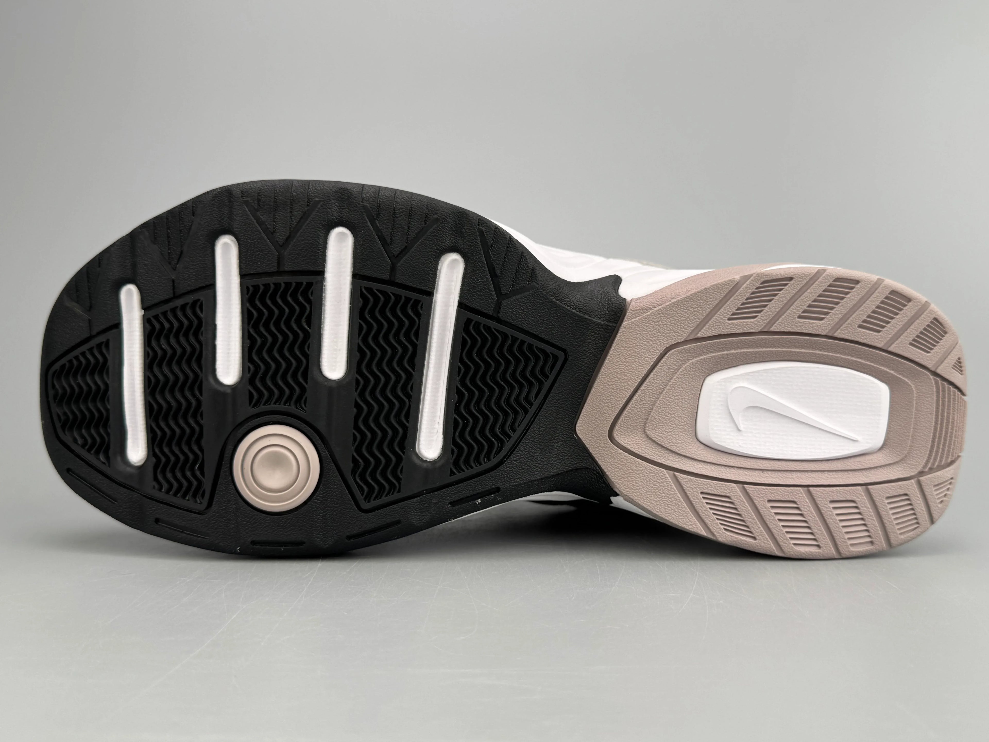 M2K Workout Shoes - SenopekooCLO