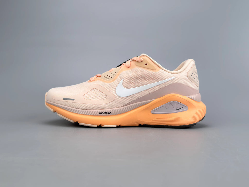 Nike Structure 26 Running Shoes