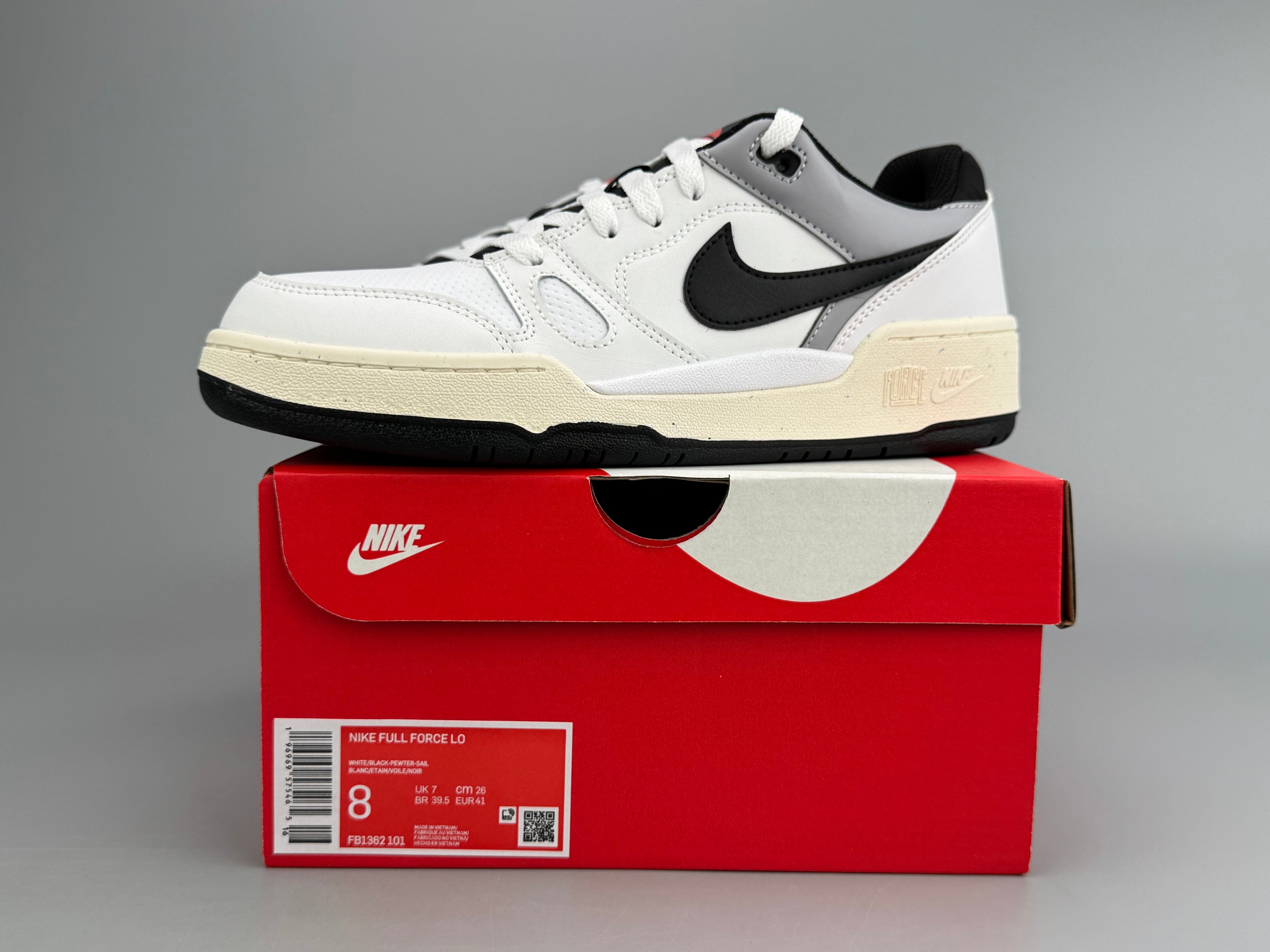Nike Full Force Low Sneaker