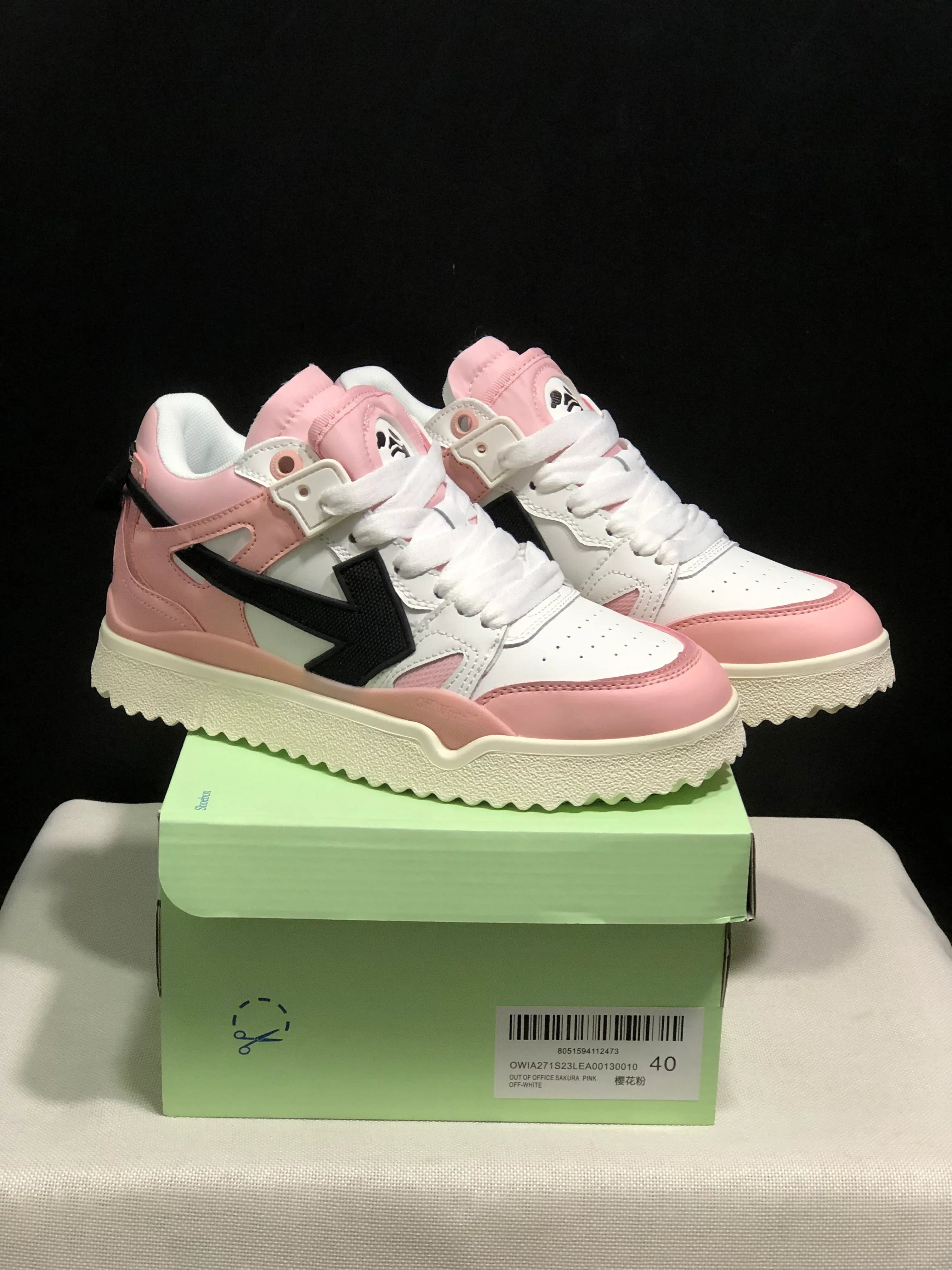 OFF WHITE New Mid Sponge Sneakers - SenopekooCLO