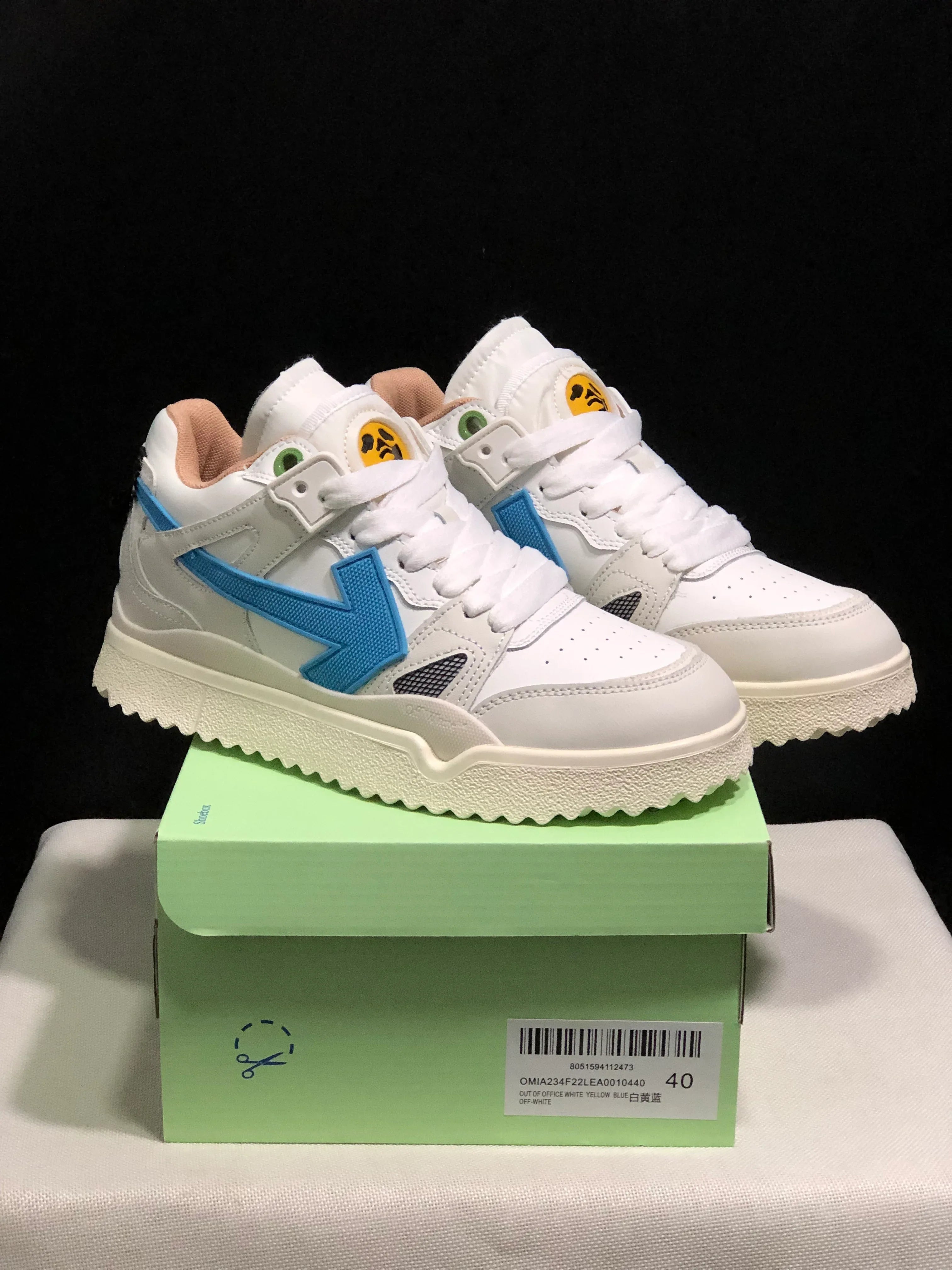 OFF WHITE New Mid Sponge Sneakers - SenopekooCLO