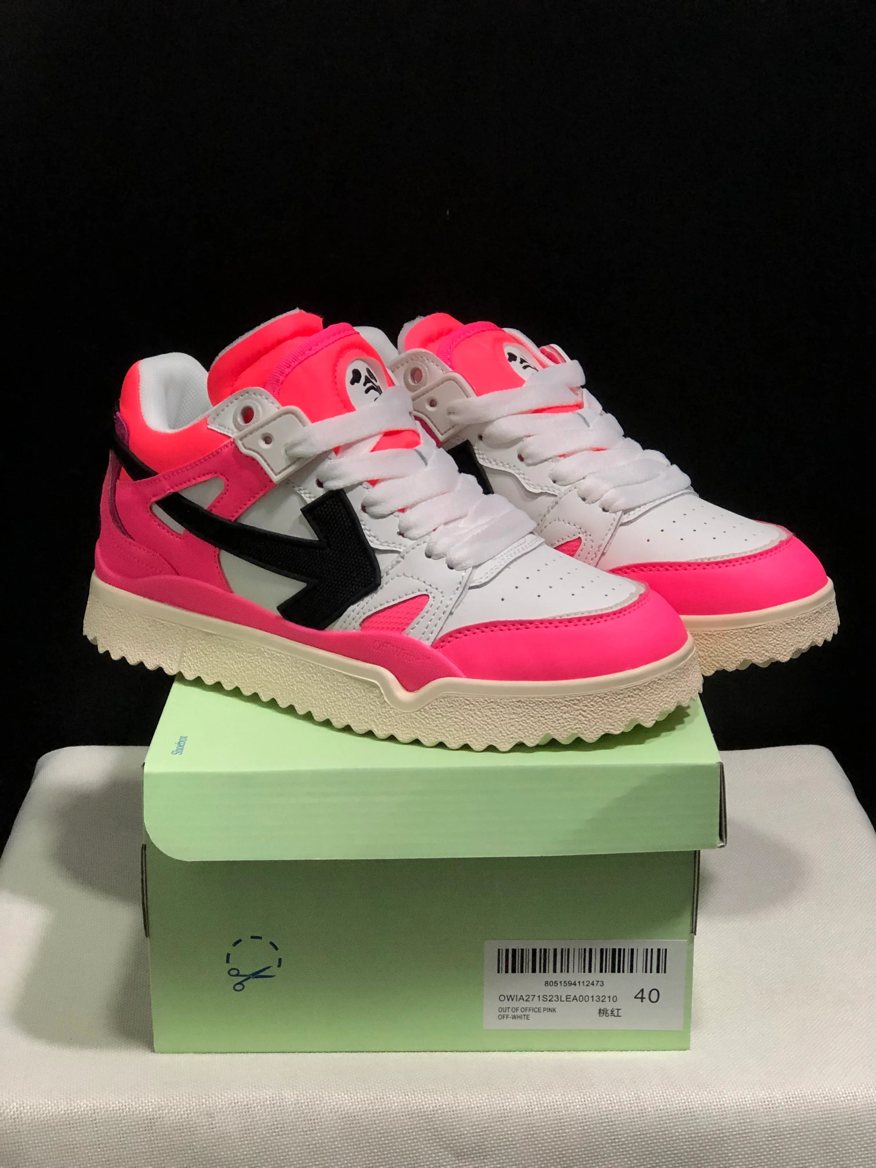 OFF WHITE New Mid Sponge Sneakers - SenopekooCLO