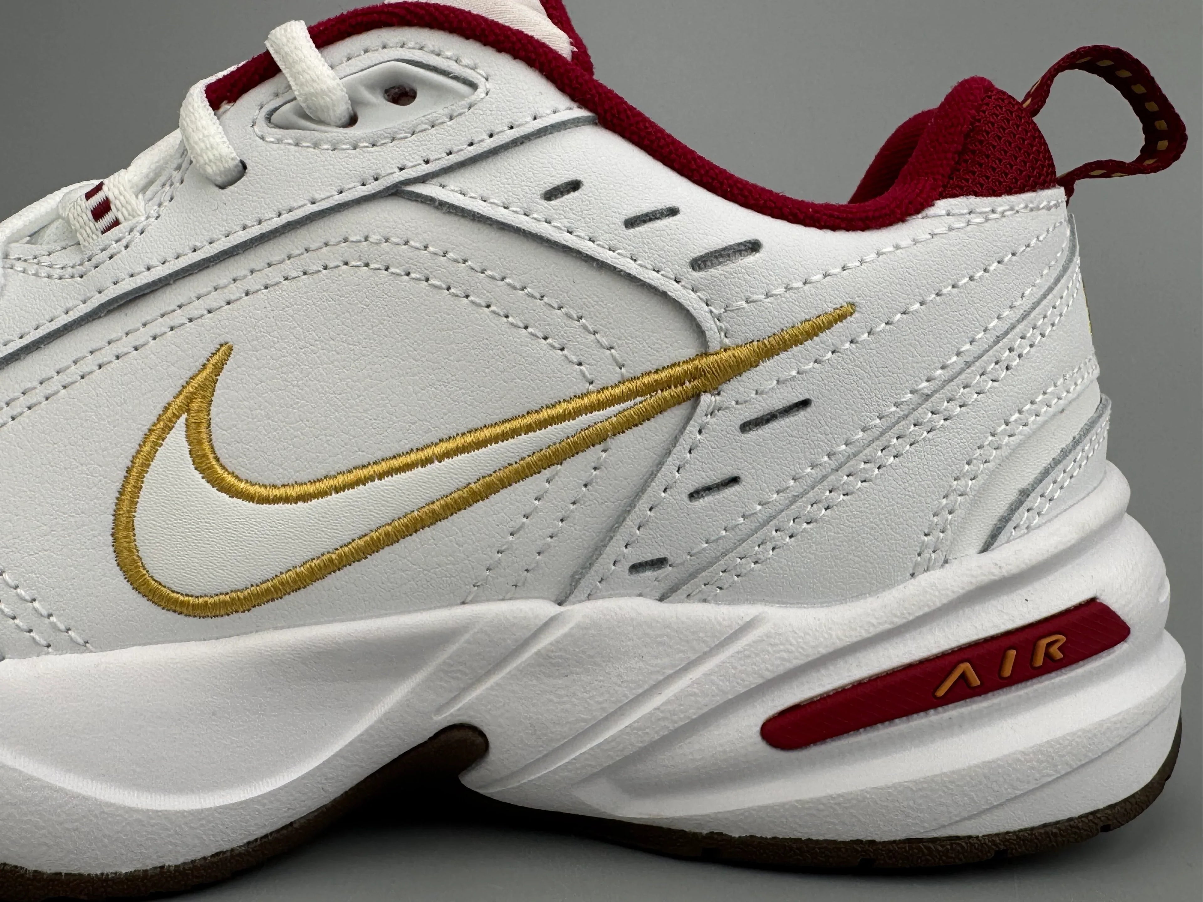 M0NARCH4 Workout Shoes - SenopekooCLO