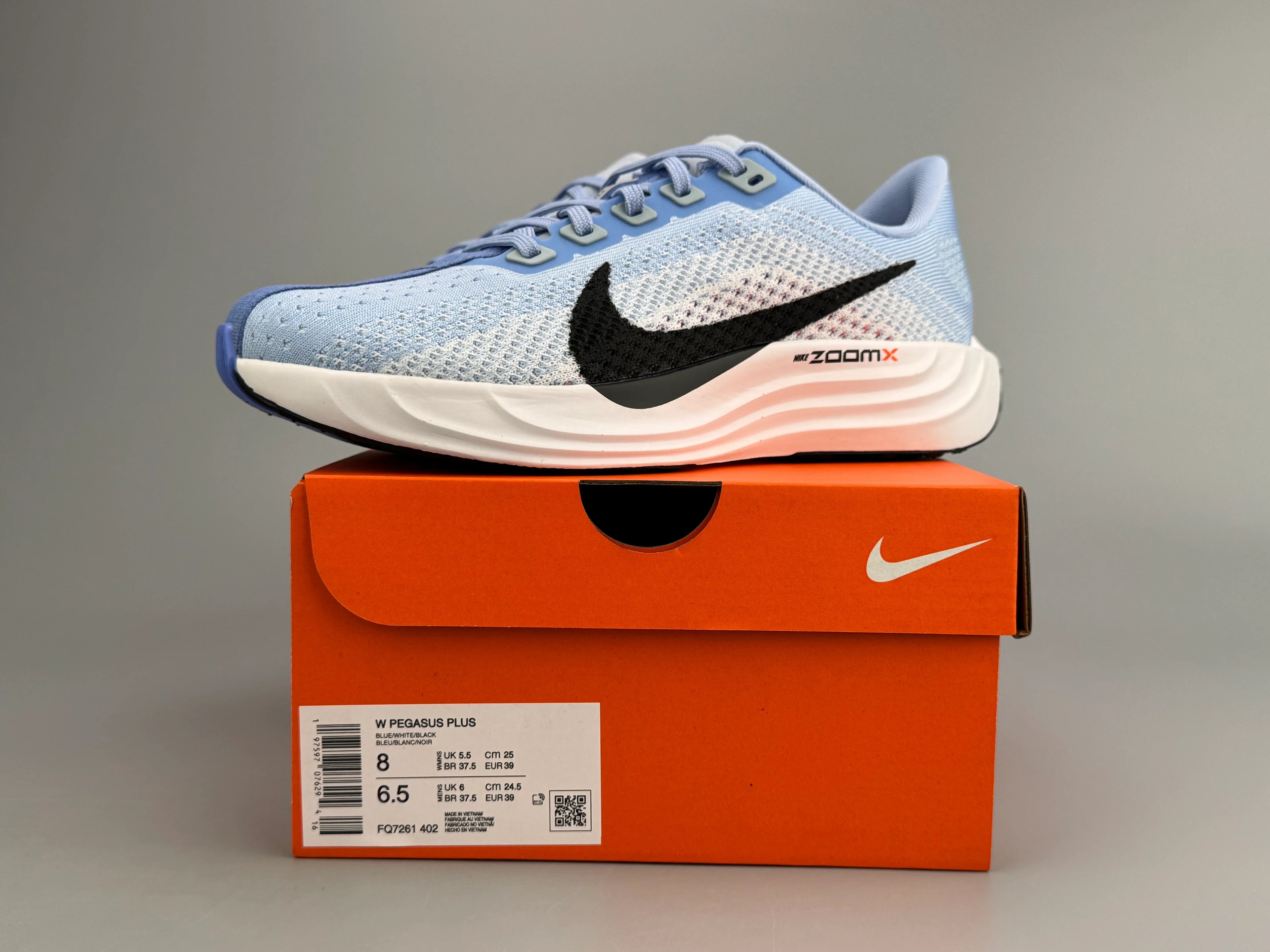 Nike Wmns Pegasus Plus Running Shoes