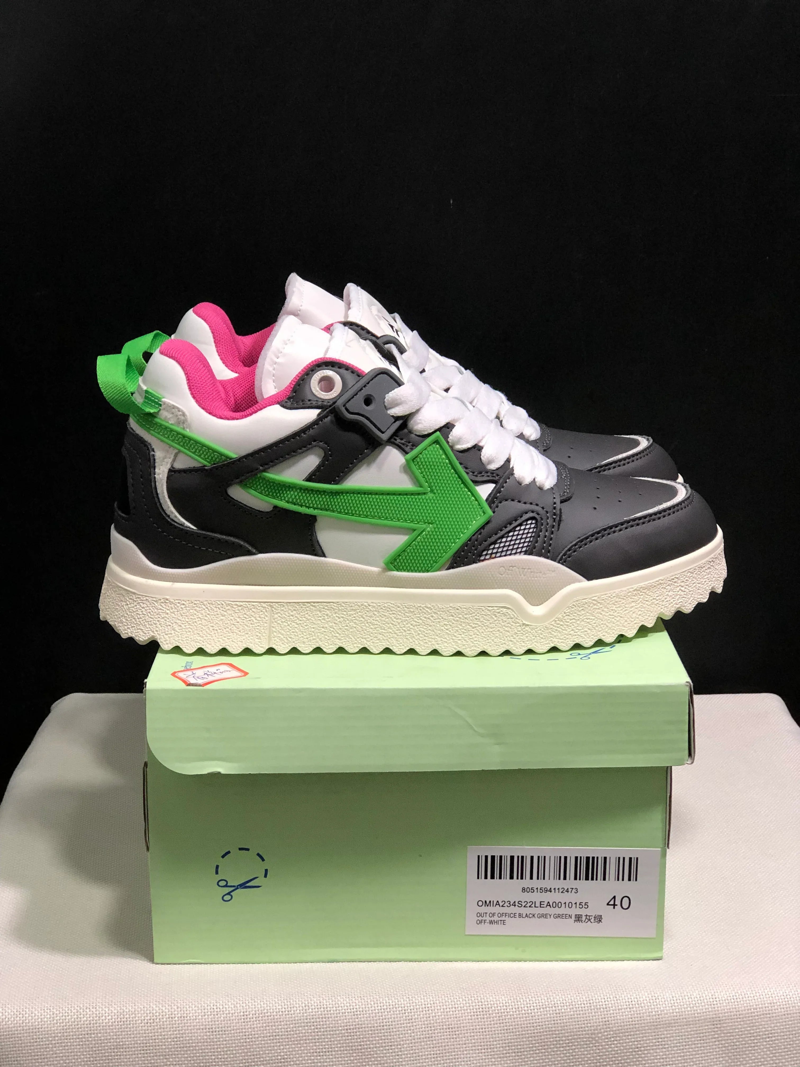 OFF WHITE New Mid Sponge Sneakers - SenopekooCLO