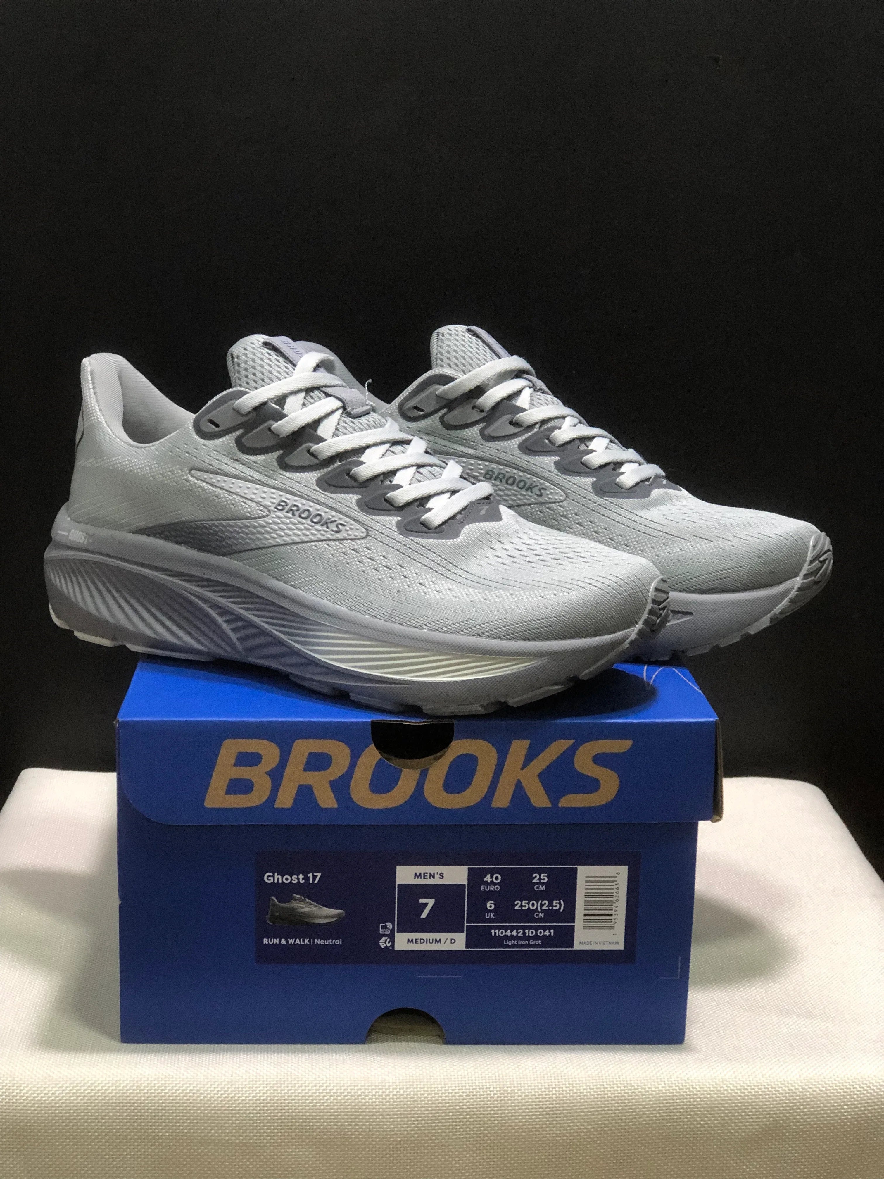BROOKS Ghost 17 Racing Shoes - SenopekooCLO