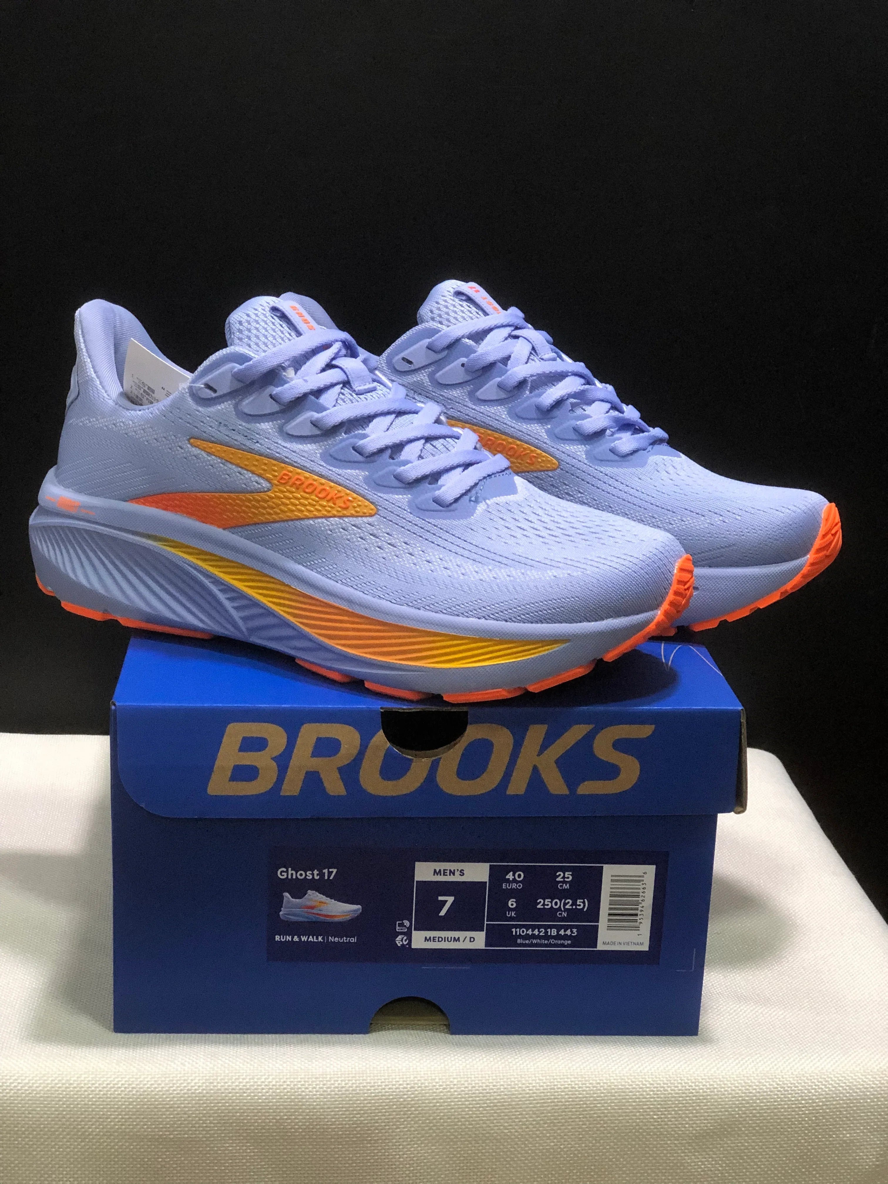 BROOKS Ghost 17 Racing Shoes - SenopekooCLO