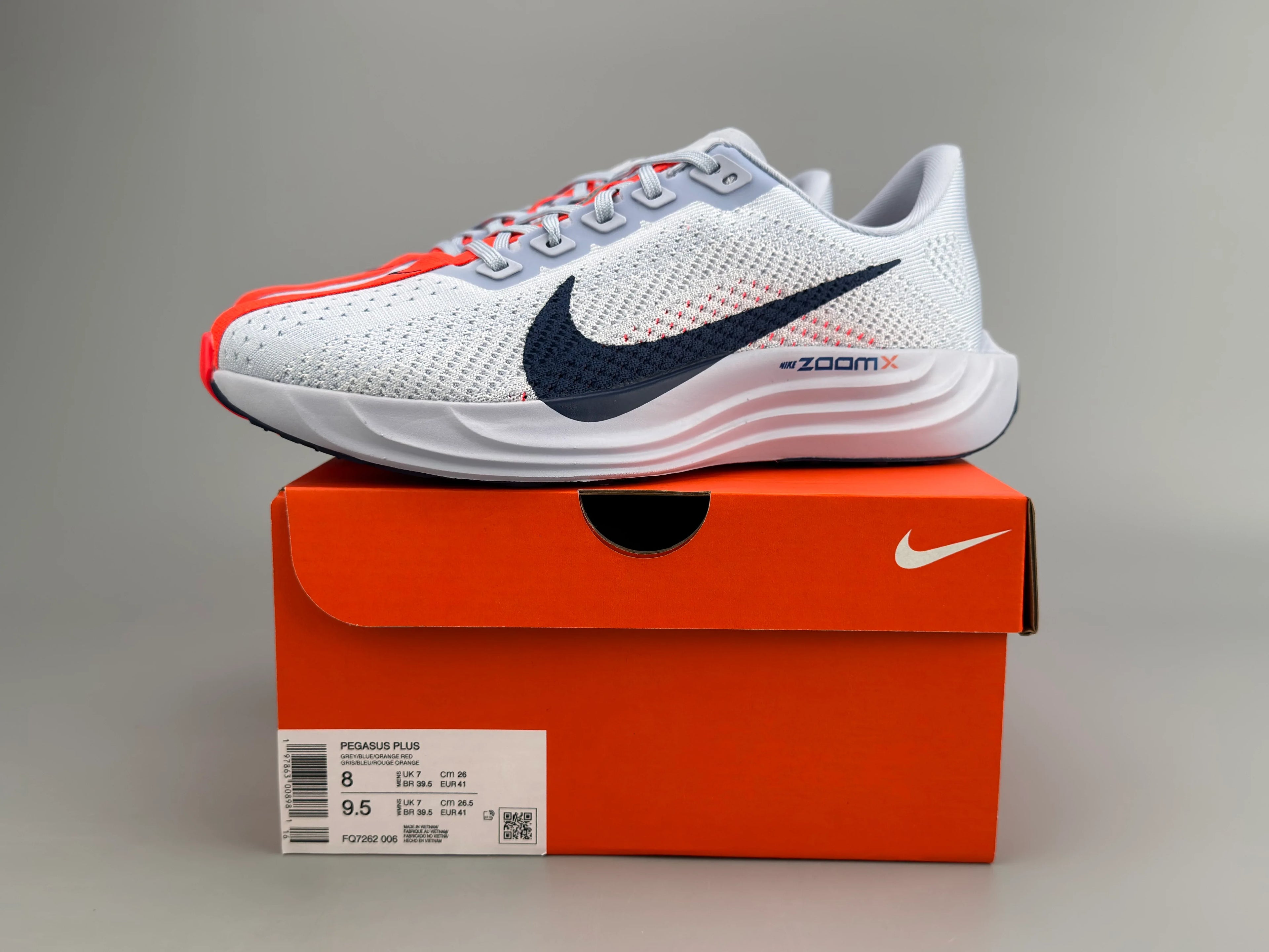 Nike Wmns Pegasus Plus Running Shoes