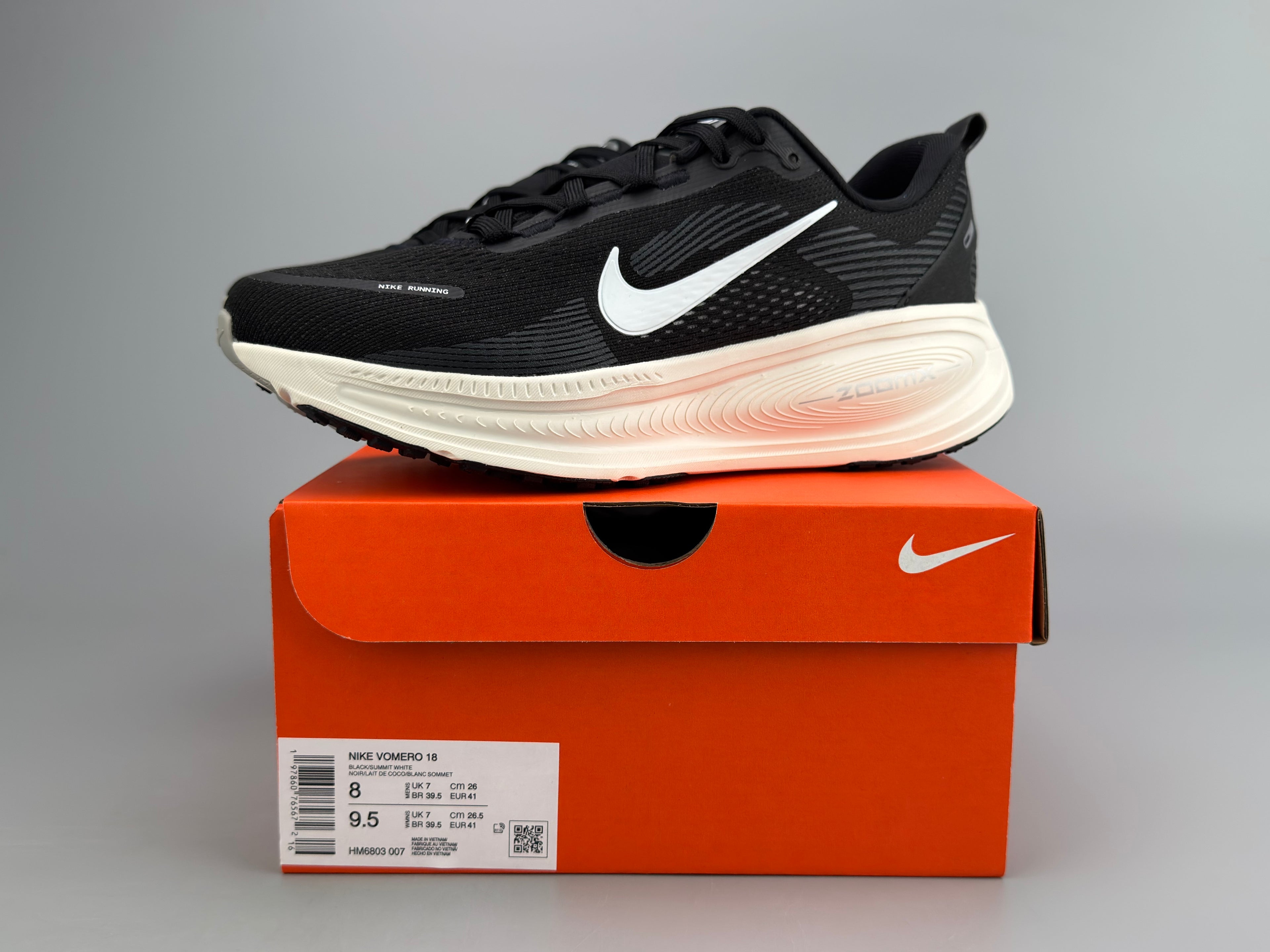 Nike Vomero 18 Road Running Shoes