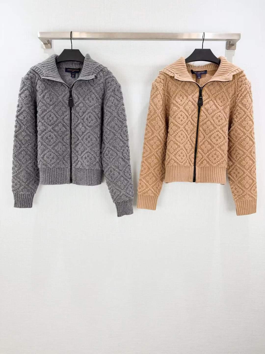 Unisex Textured Jacket - SenopekooCLO