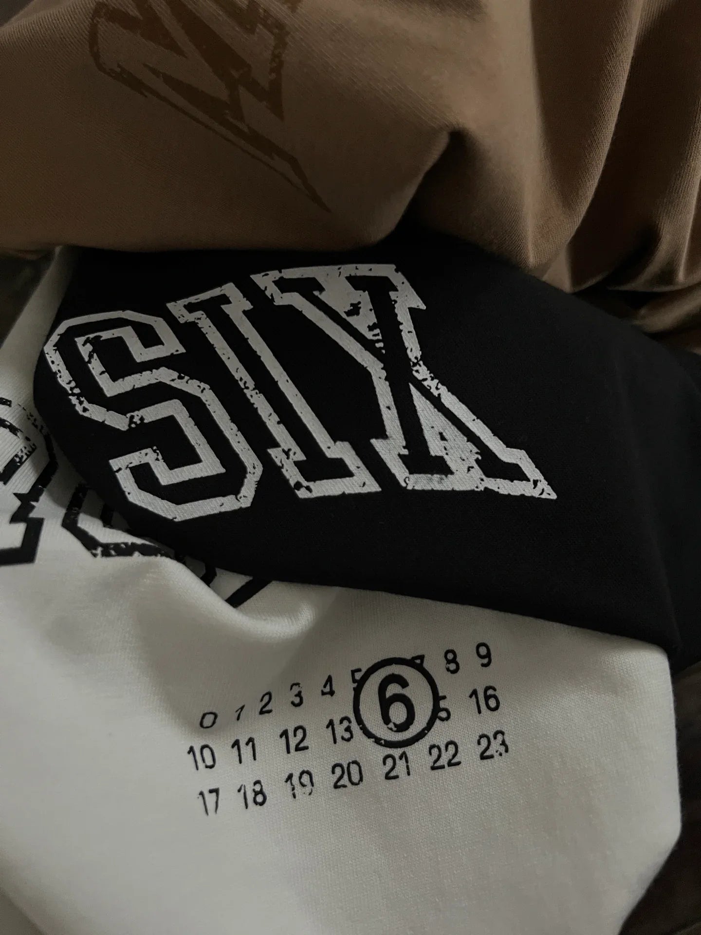 MM6 Maison Margiela Men's Collegiate Logo Cotton Tee