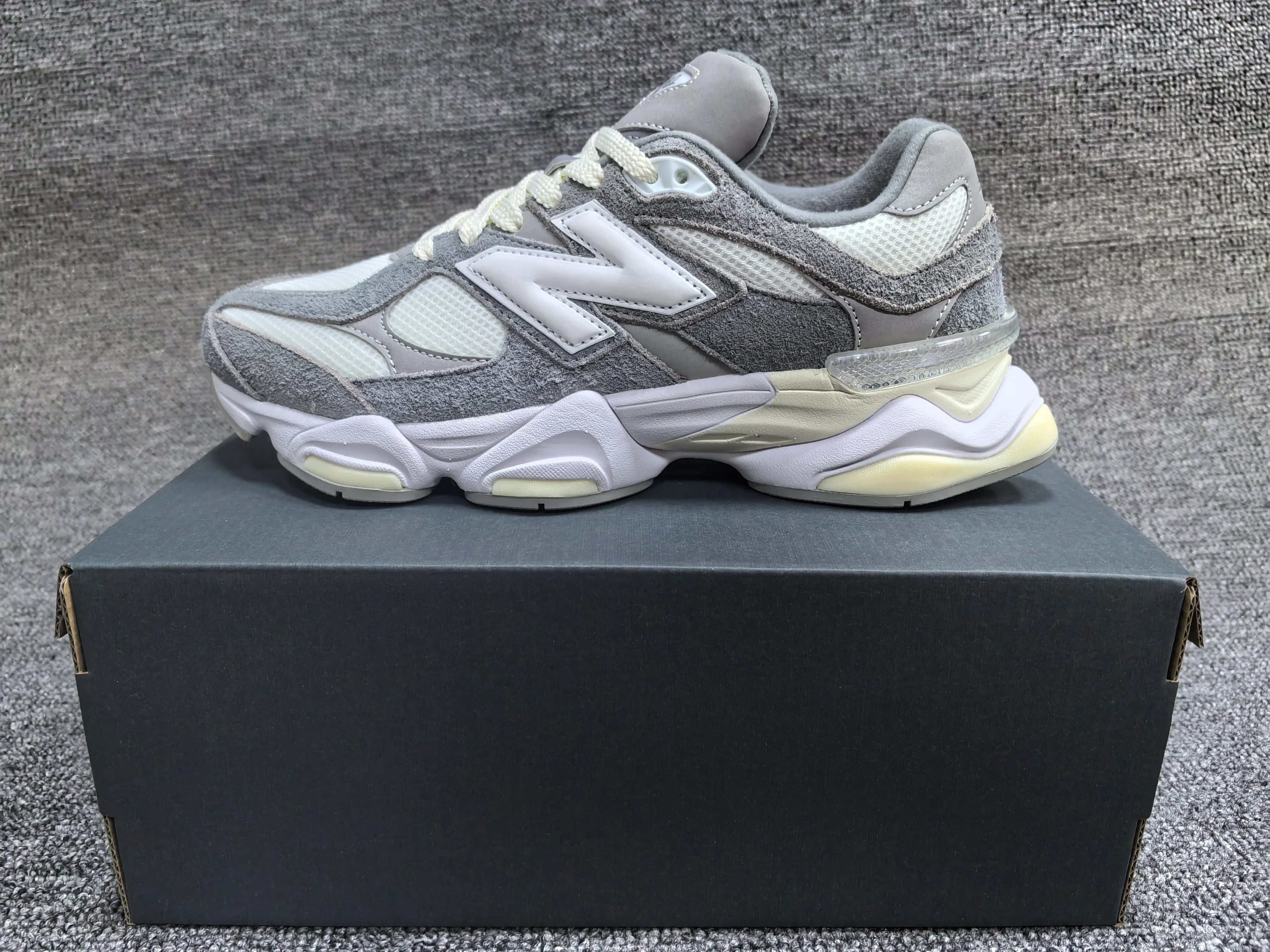 New Balance 9060C-2 Sneakers - SenopekooCLO