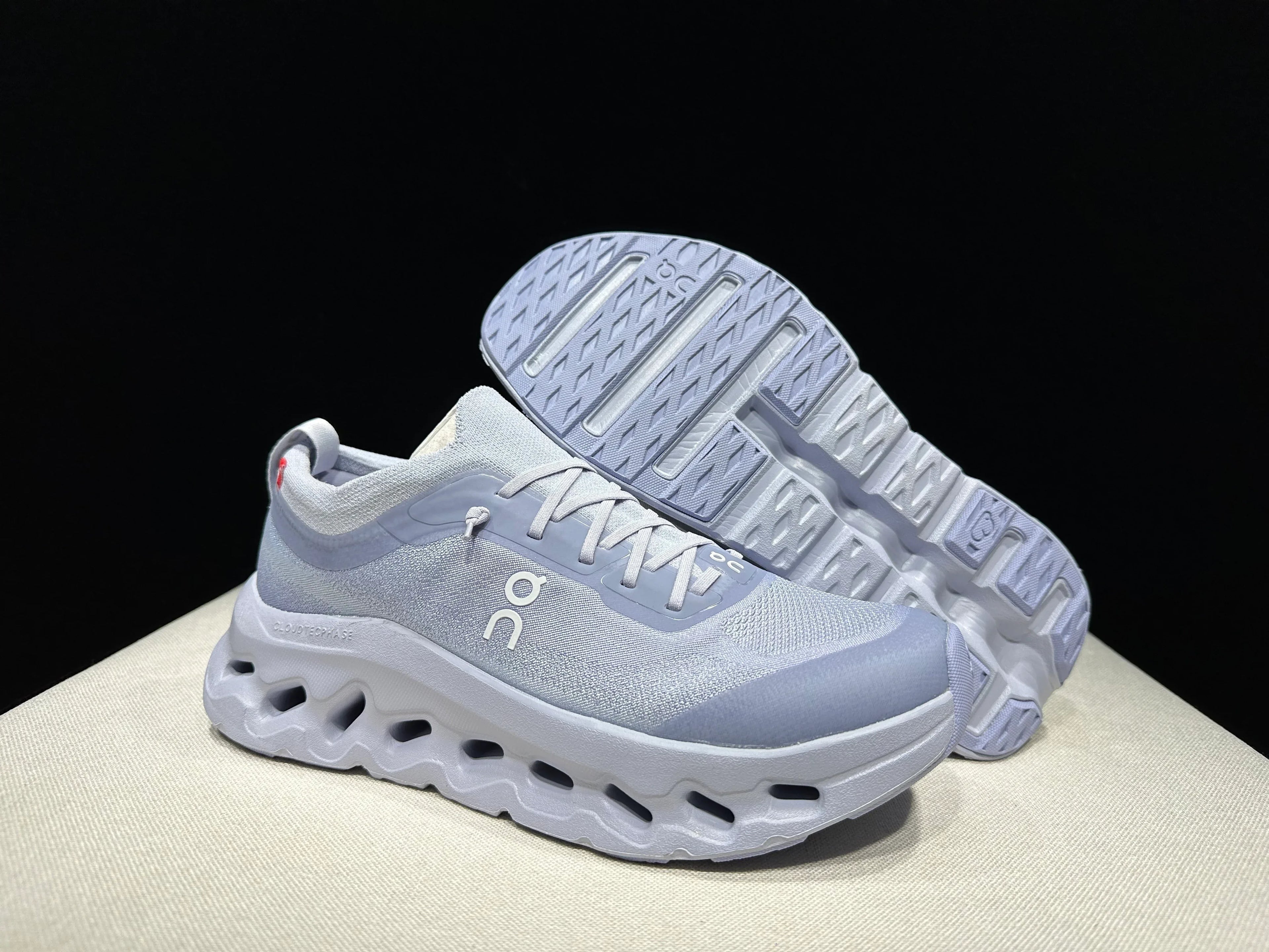 ON Cloudtilt Moon Racing Shoes - SenopekooCLO