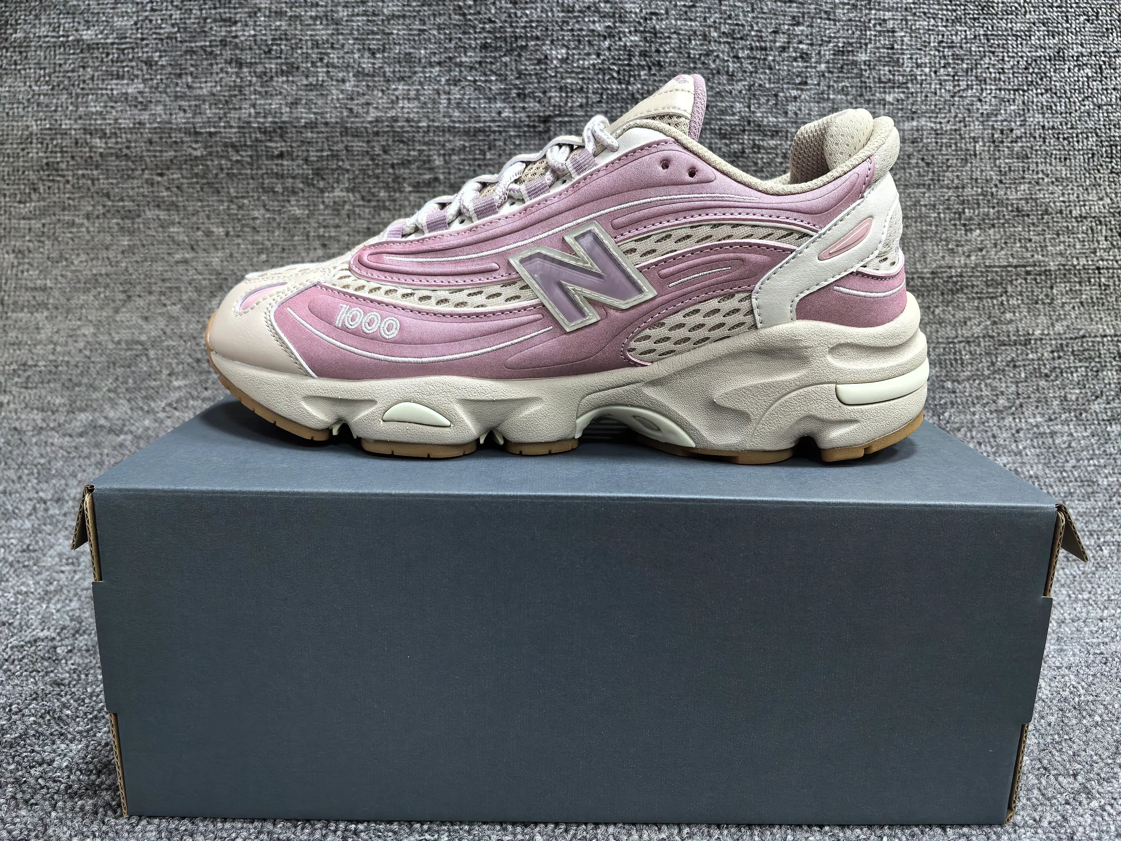 New Balance 1000 Sneakers - SenopekooCLO