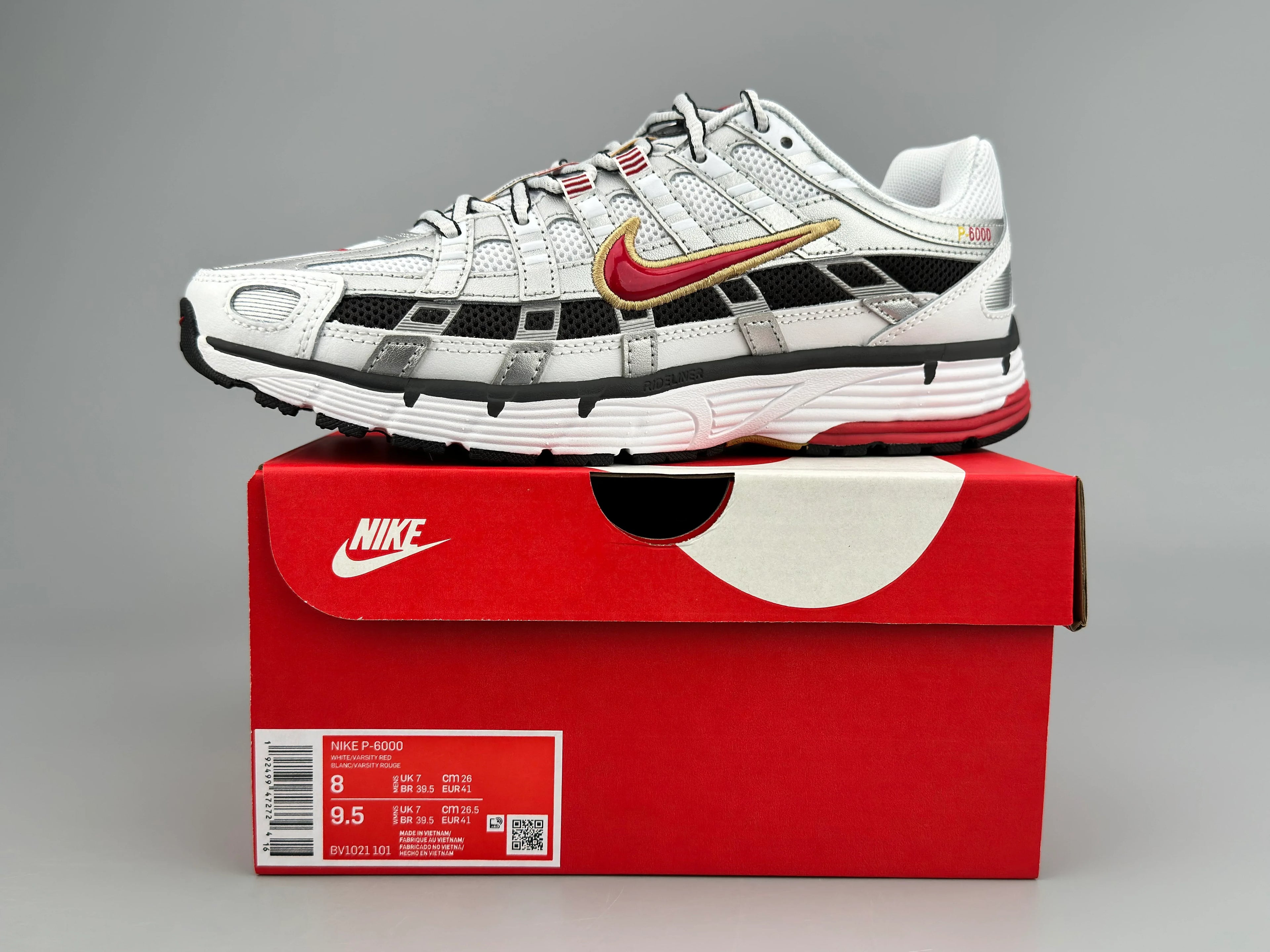 Nike Wmns P-6000 Essential Shoes
