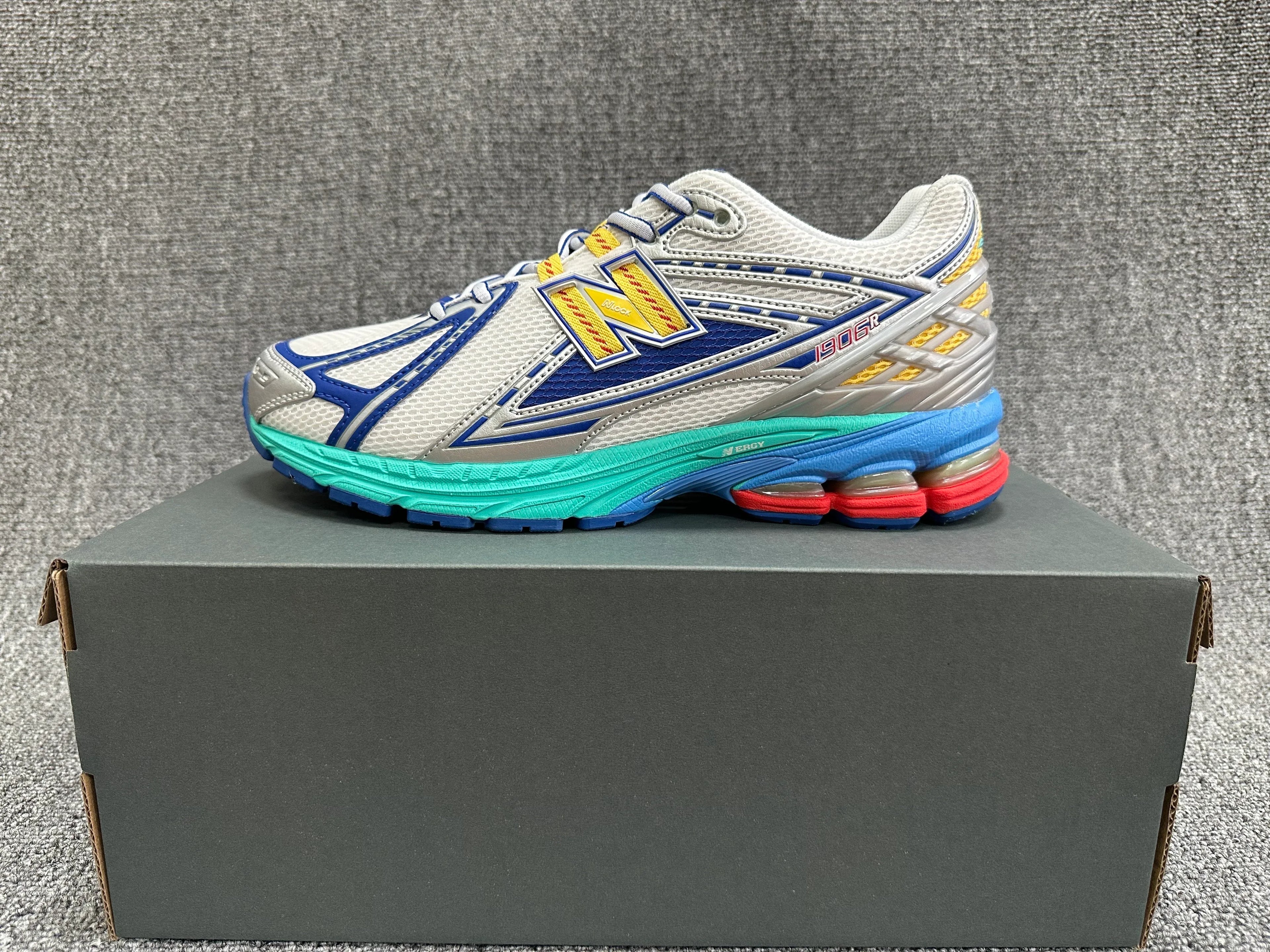 New Balance 1906R-2 Sneakers - SenopekooCLO