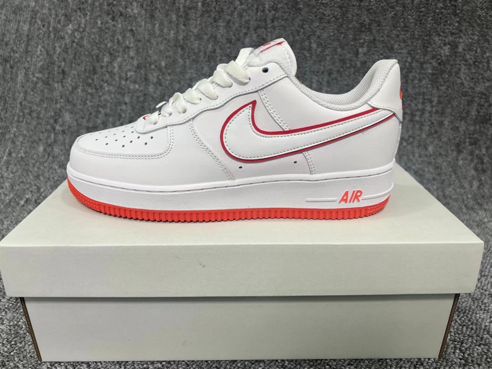 Nike Air Force 1 Sneaker-1