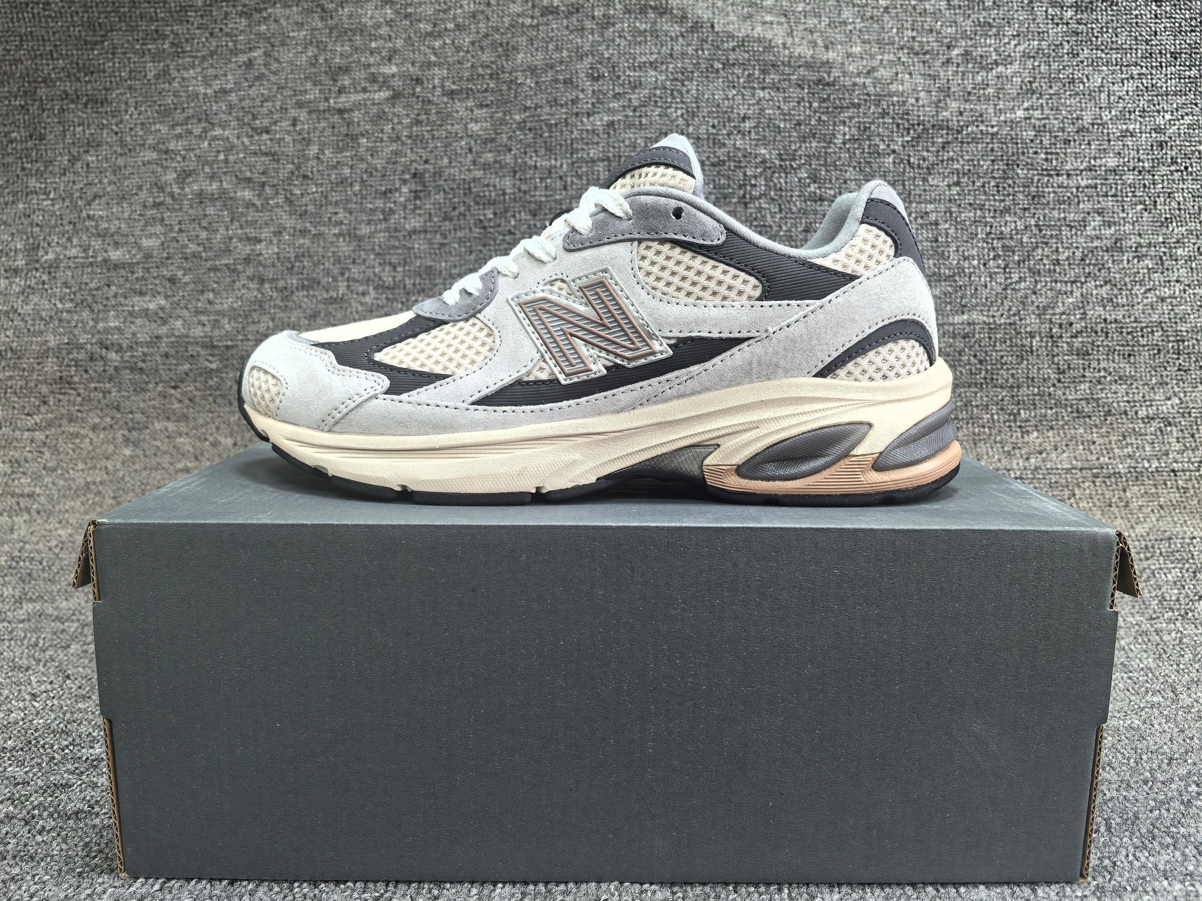 New Balance 2010 Sneakers - SenopekooCLO