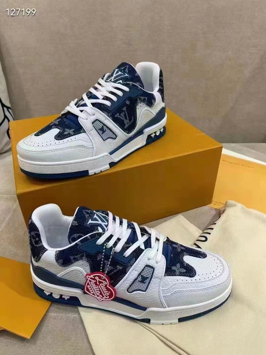 LV Trainer Low Sneaker