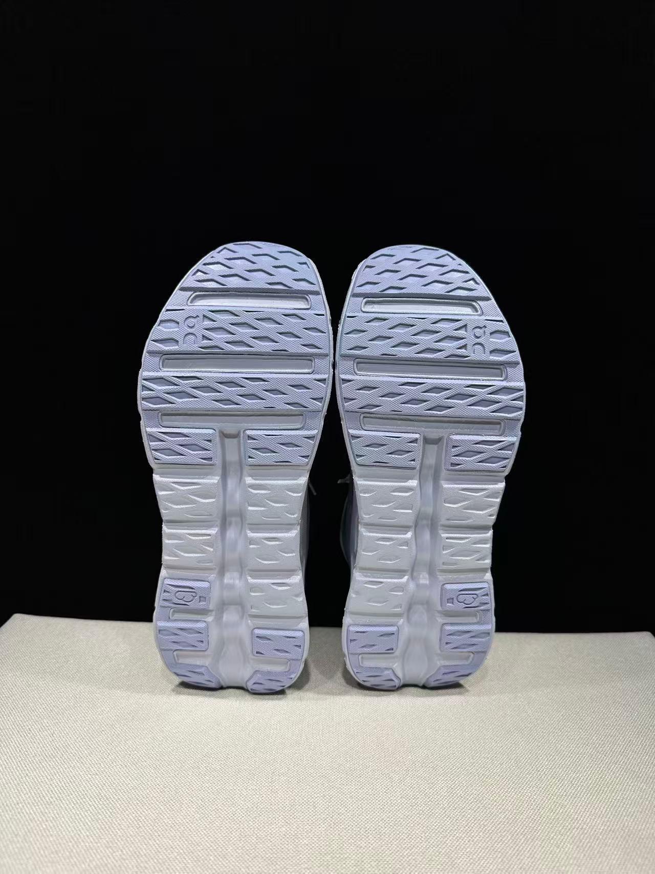 ON Cloudtilt Moon Racing Shoes - SenopekooCLO